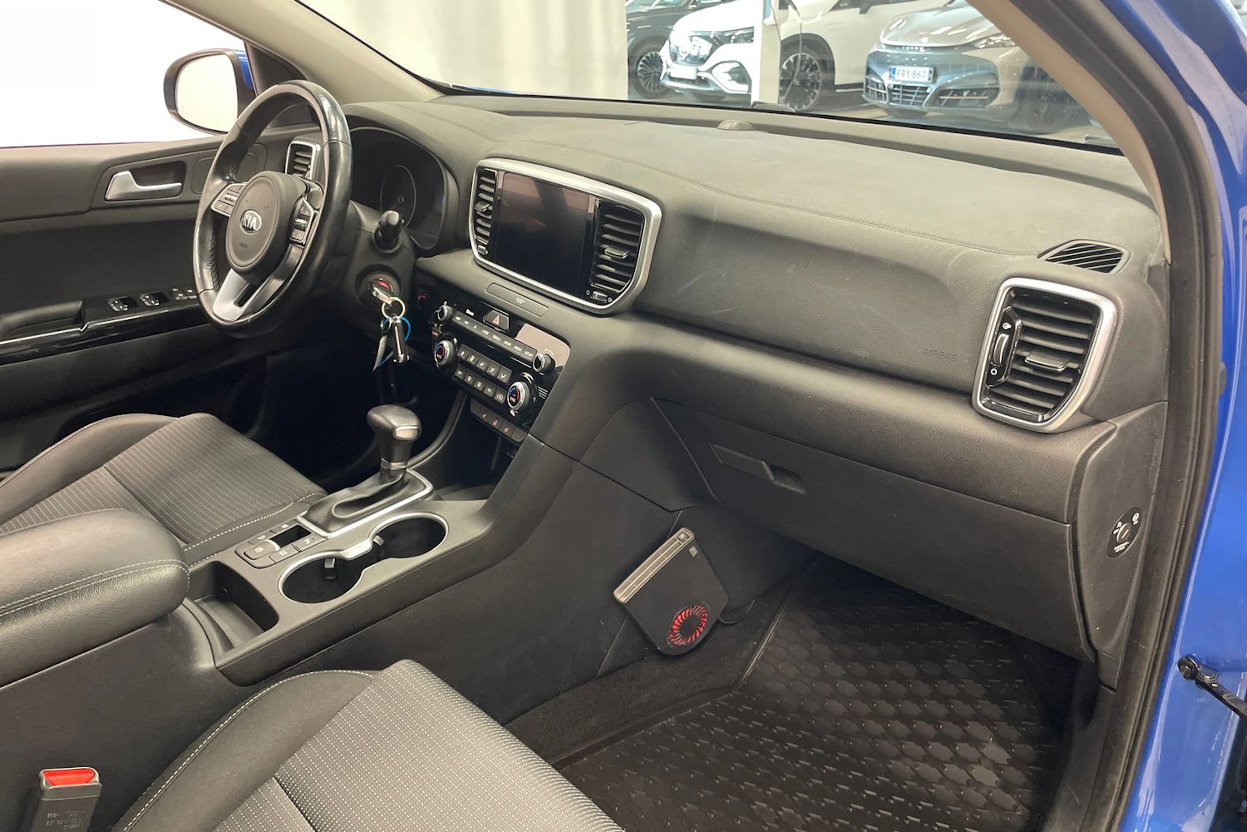 sininen Kia Sportage 2021 kuva 22.