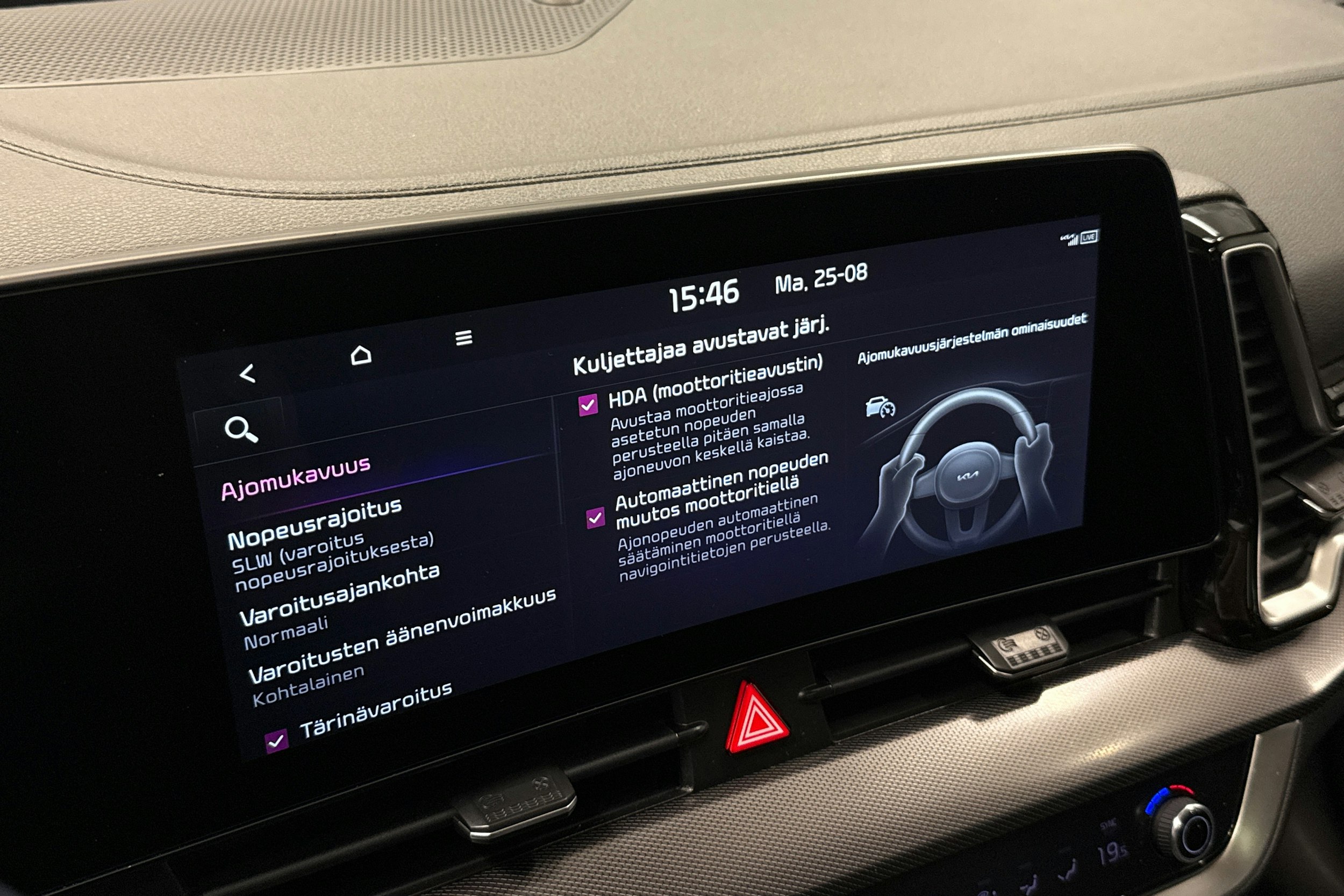 harmaa Kia Sportage 2022 kuva 18.