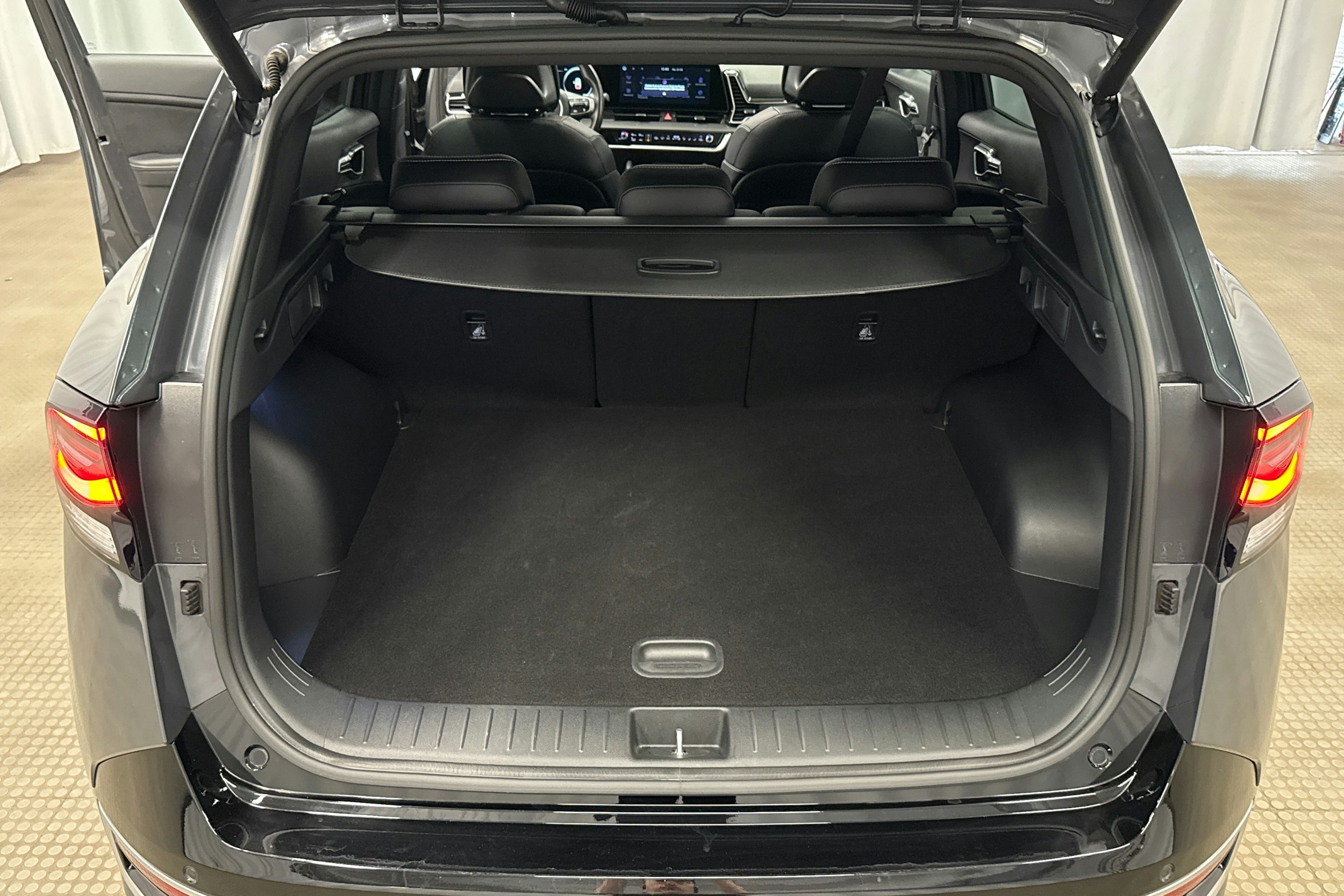 harmaa Kia Sportage 2022 kuva 30.