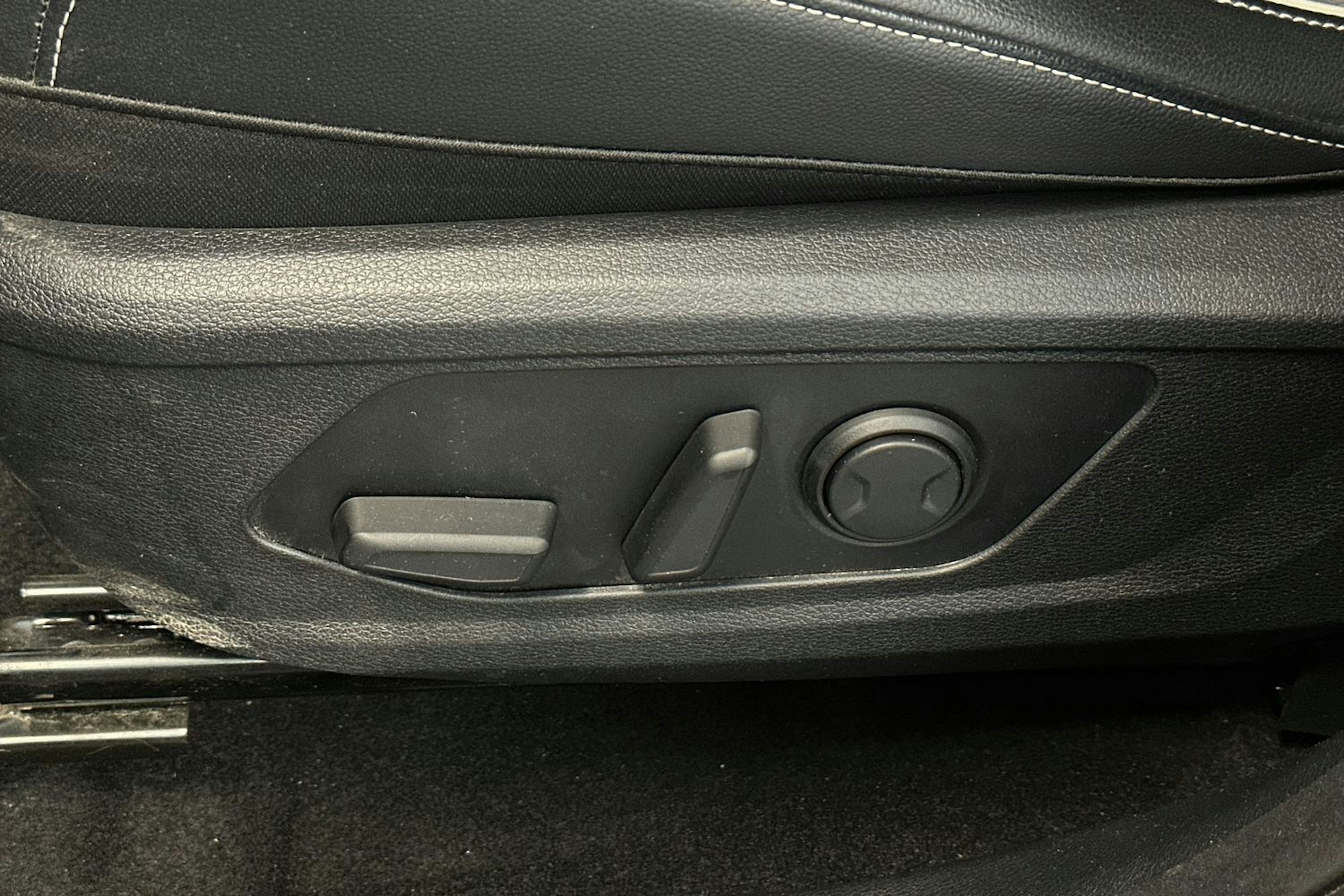 met. punainen Kia Sportage 2022 kuva 20.