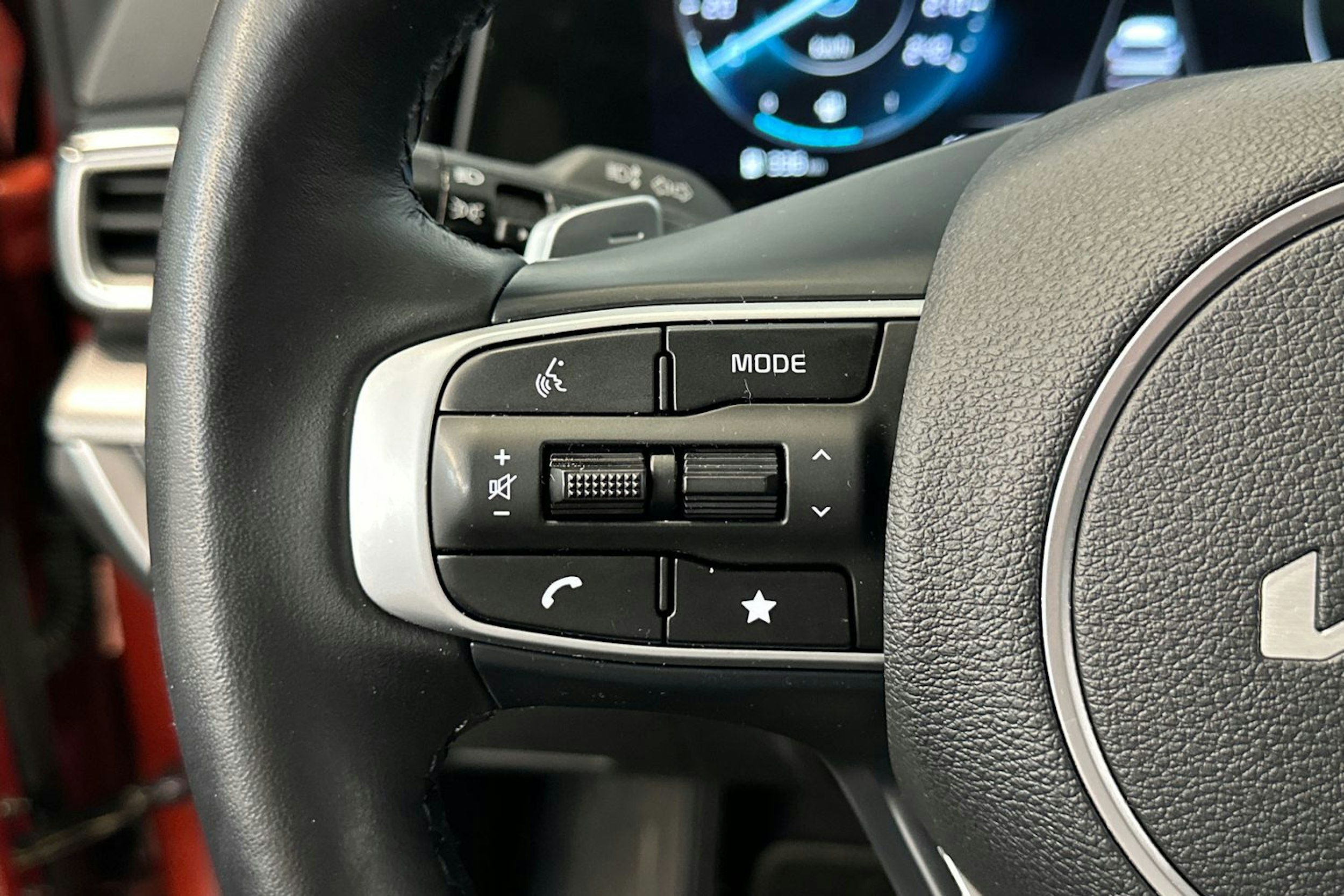 met. punainen Kia Sportage 2022 kuva 22.