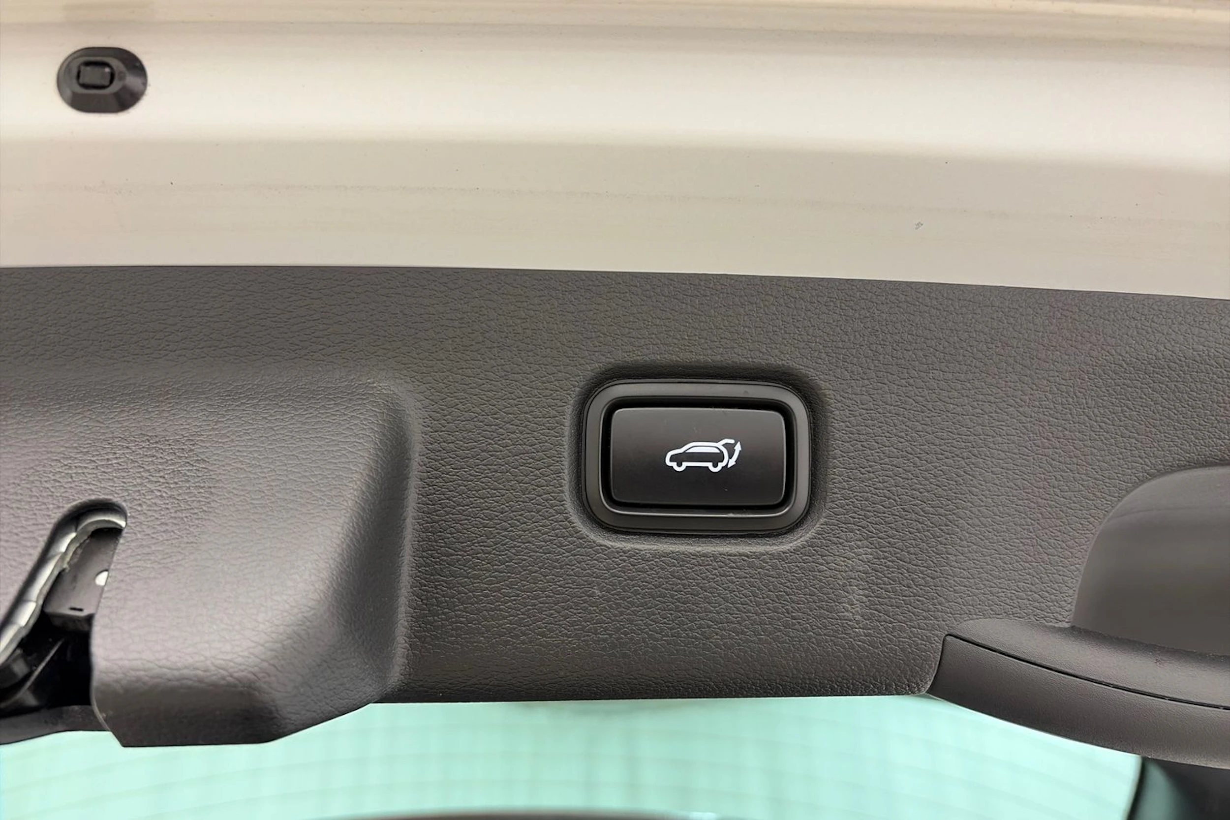 valkoinen Kia Sportage 2022 kuva 15.
