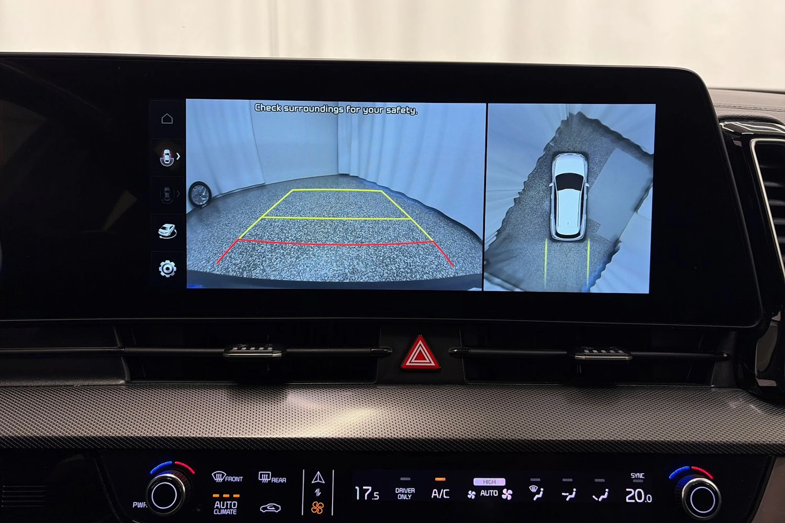 valkoinen Kia Sportage 2022 kuva 26.