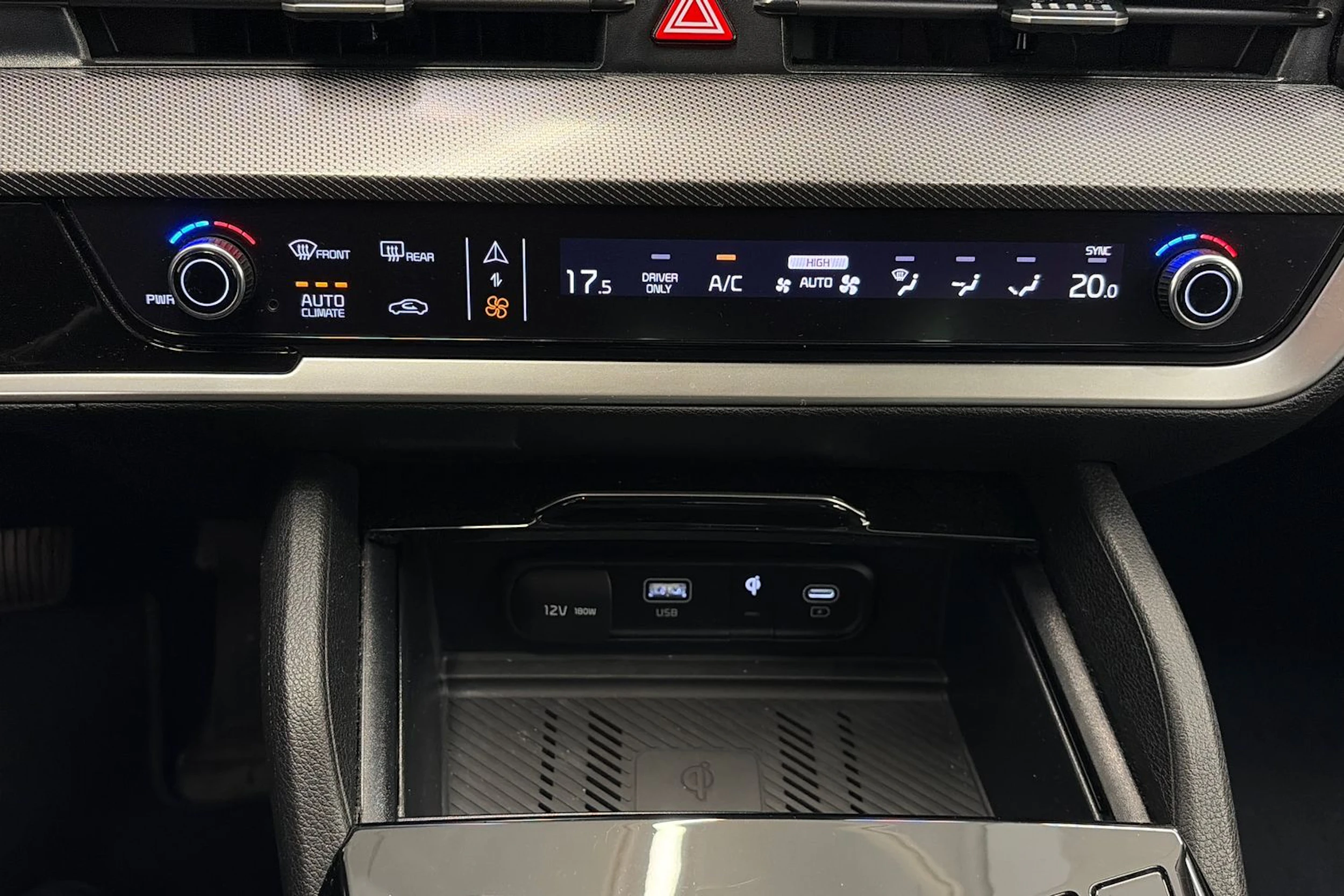 valkoinen Kia Sportage 2022 kuva 34.