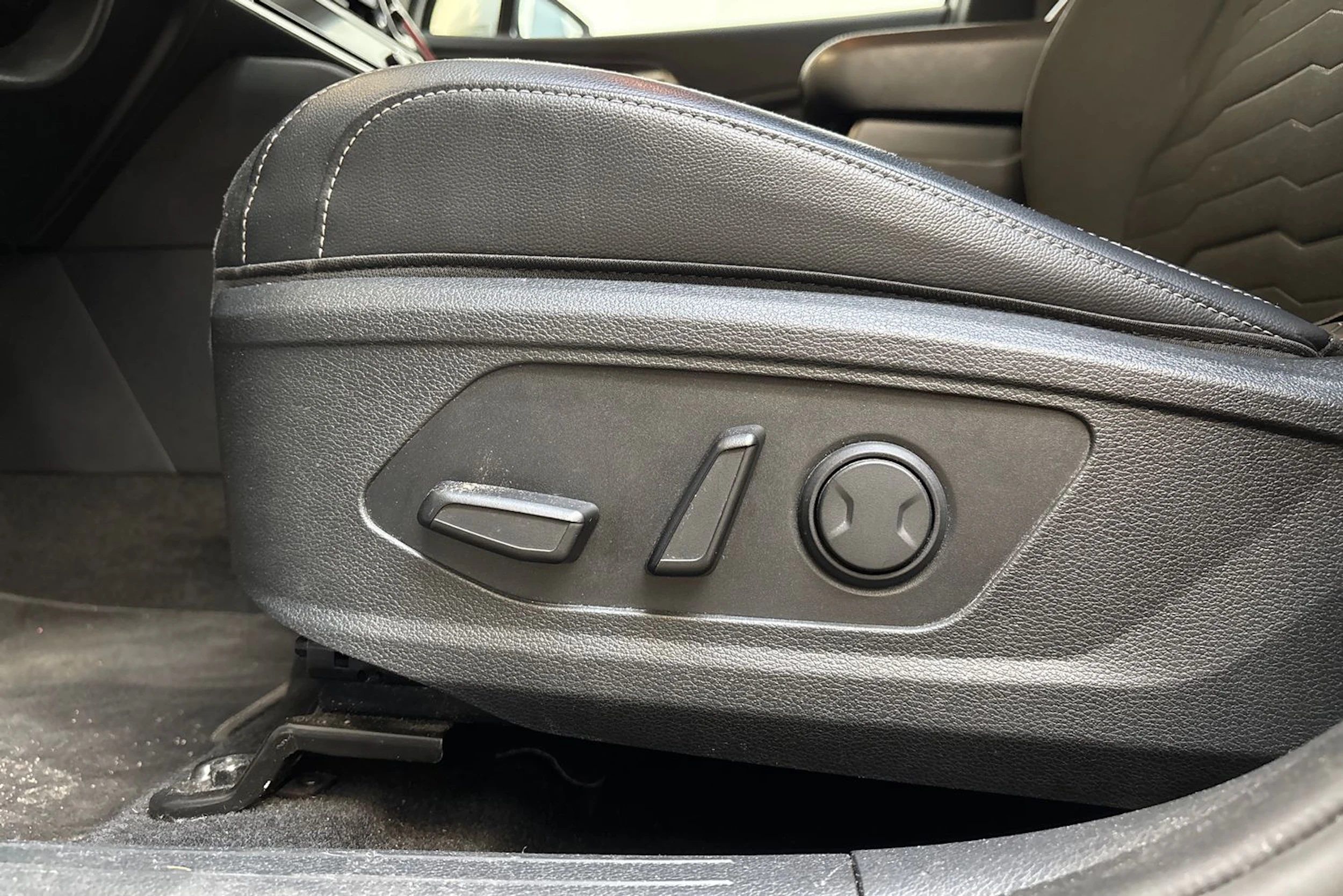 valkoinen Kia Sportage 2022 kuva 16.