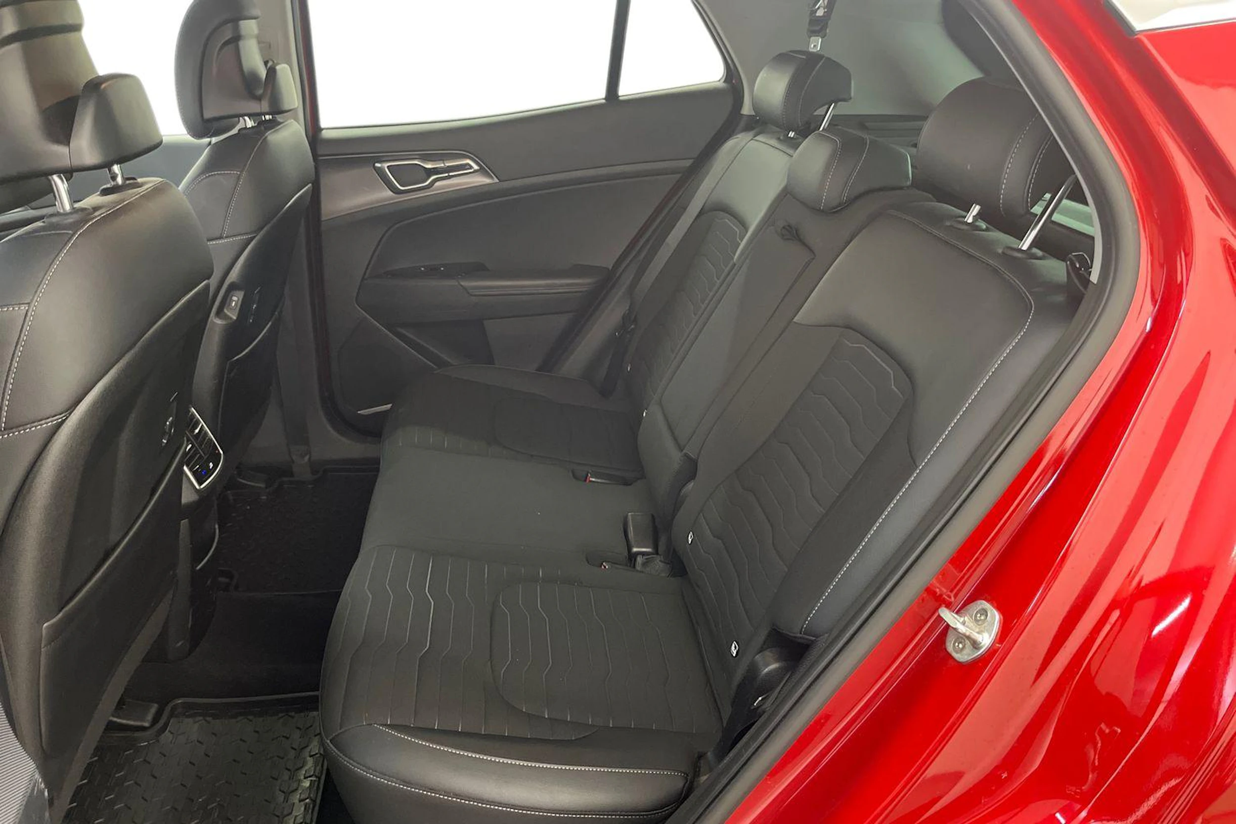 punainen Kia Sportage 2022 kuva 11.