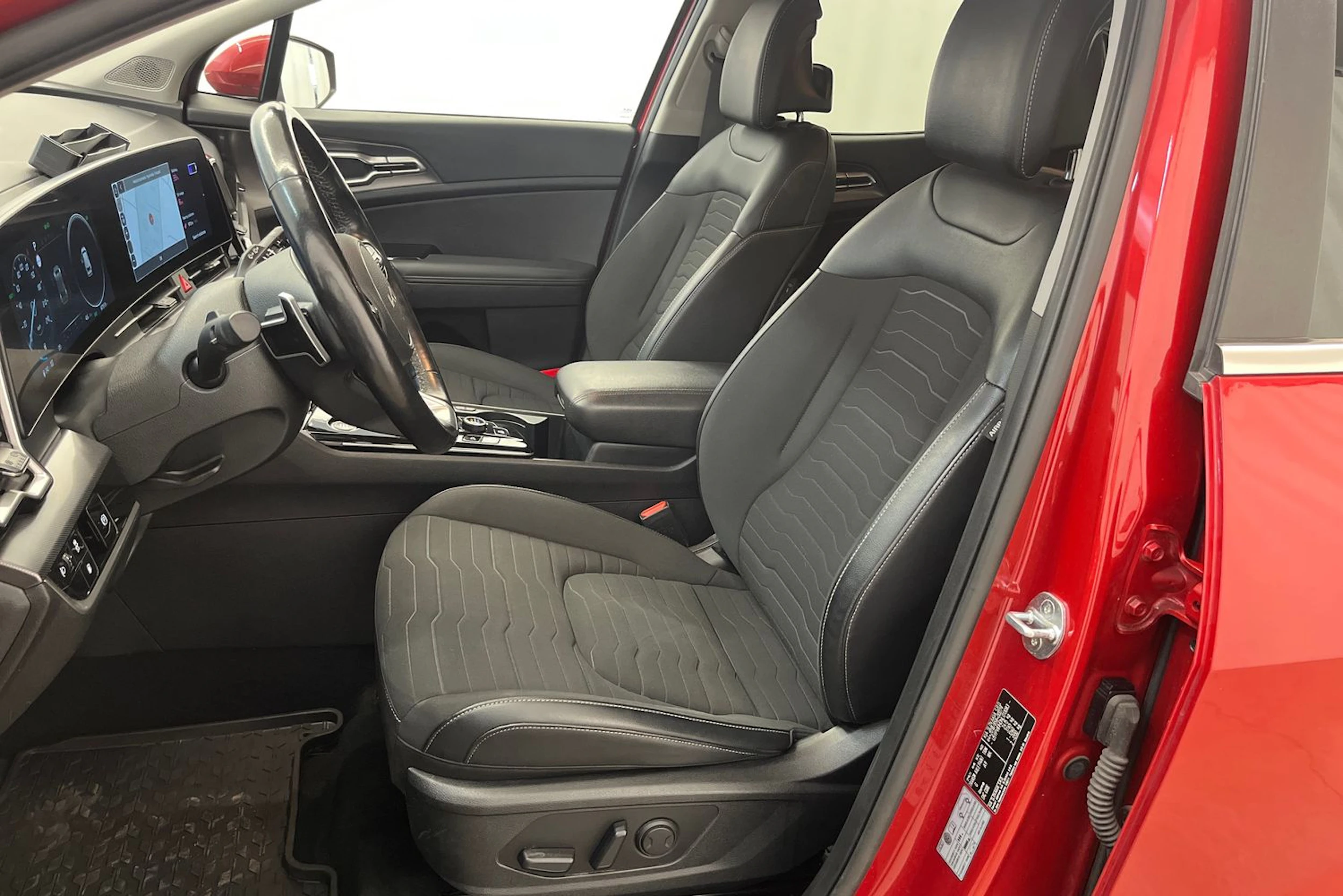 punainen Kia Sportage 2022 kuva 25.