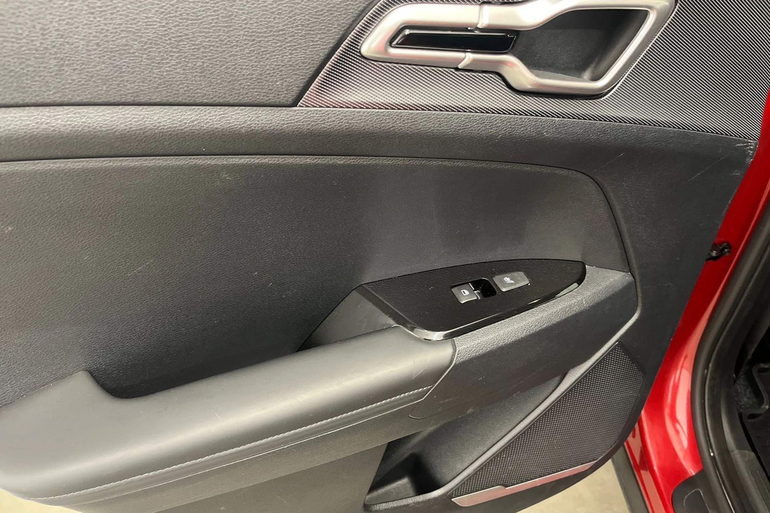 punainen Kia Sportage 2022 kuva 26.