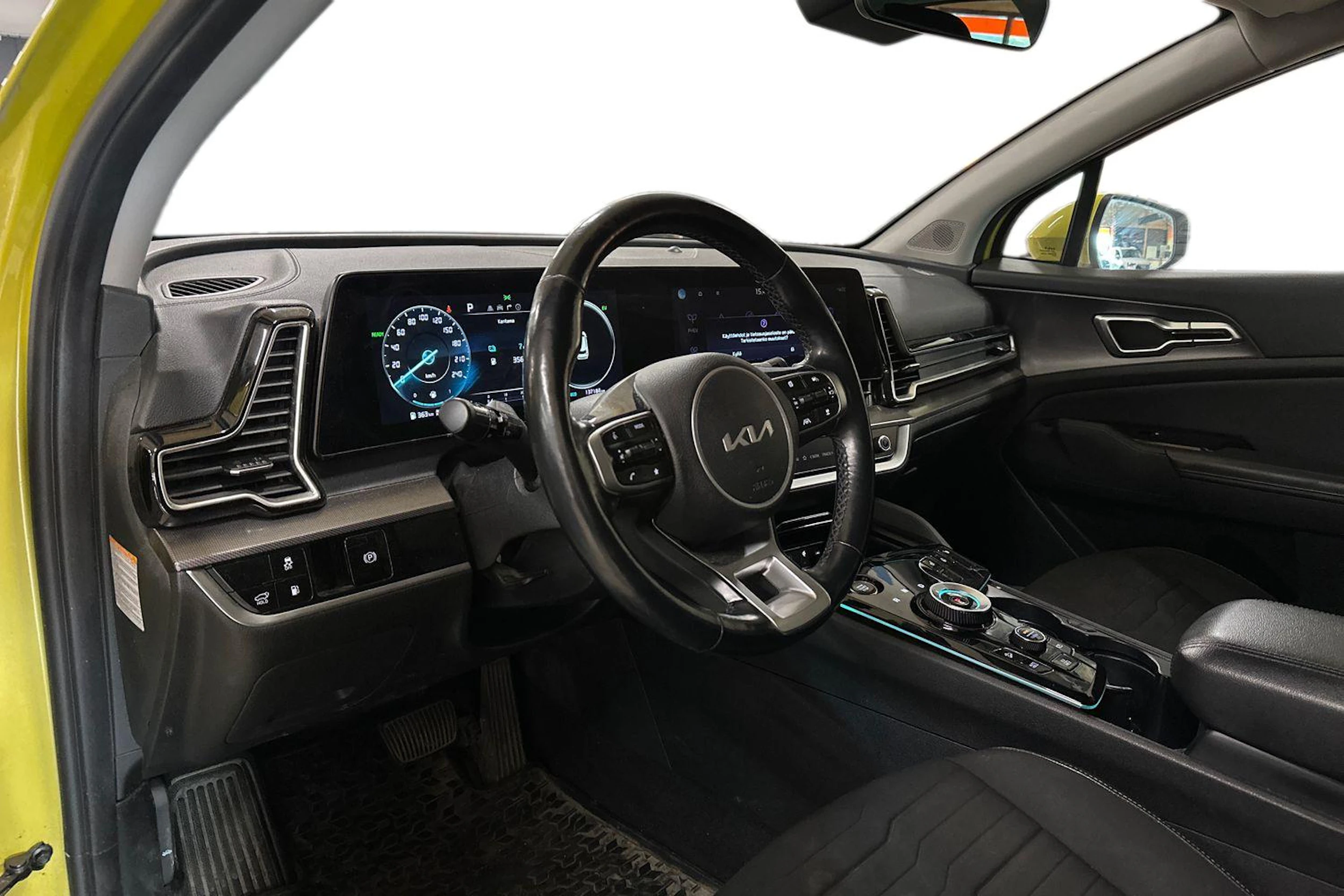 keltainen Kia Sportage 2022 kuva 3.