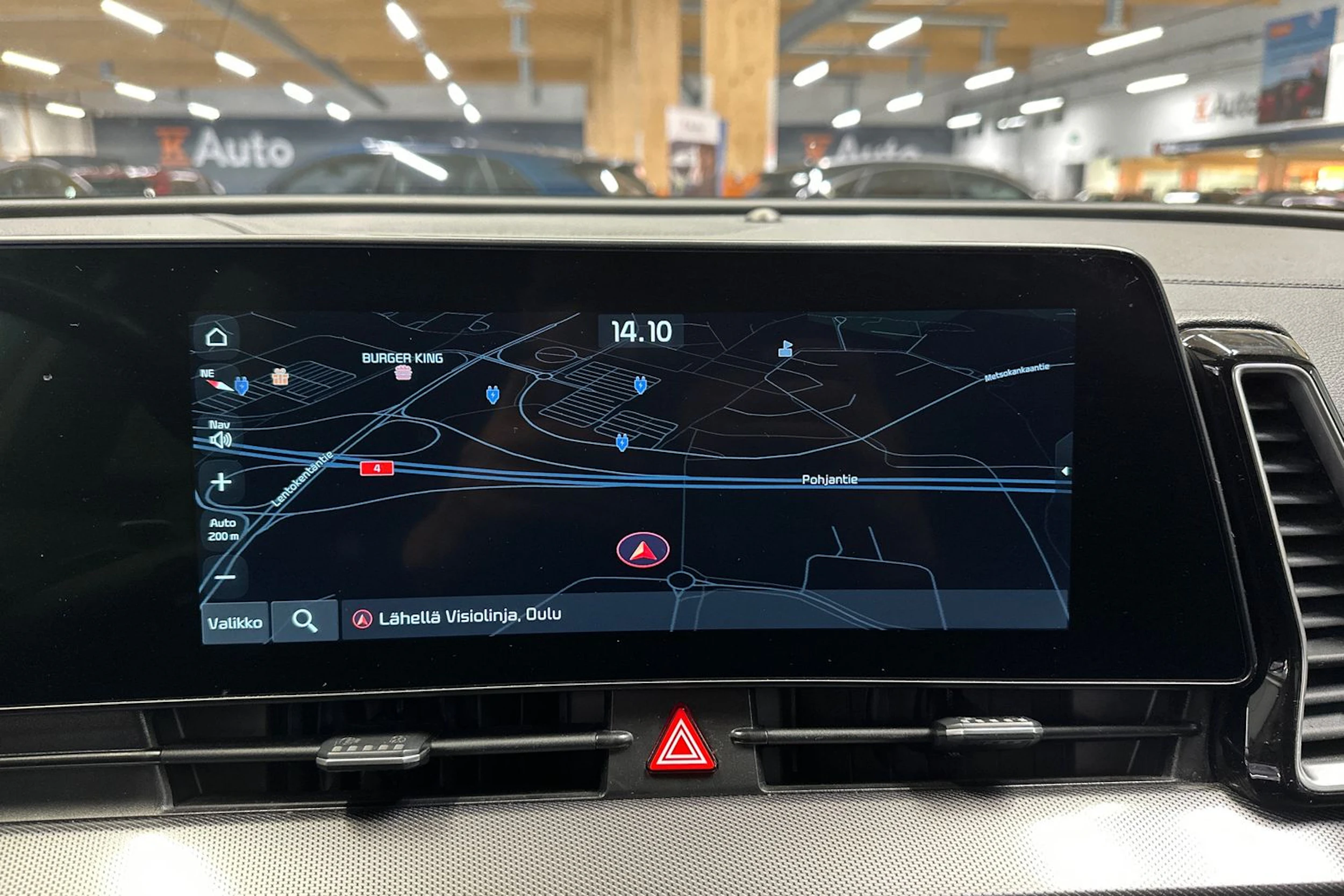 keltainen Kia Sportage 2022 kuva 17.