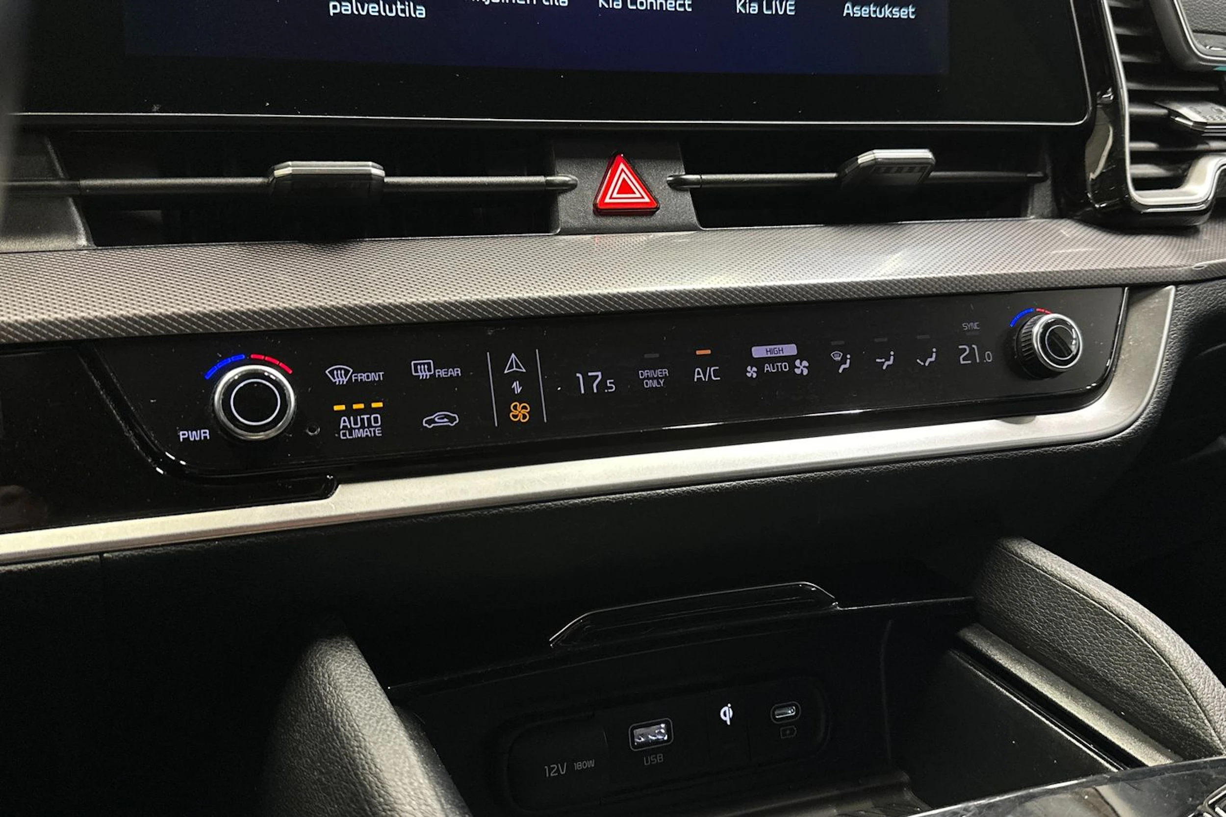keltainen Kia Sportage 2022 kuva 20.