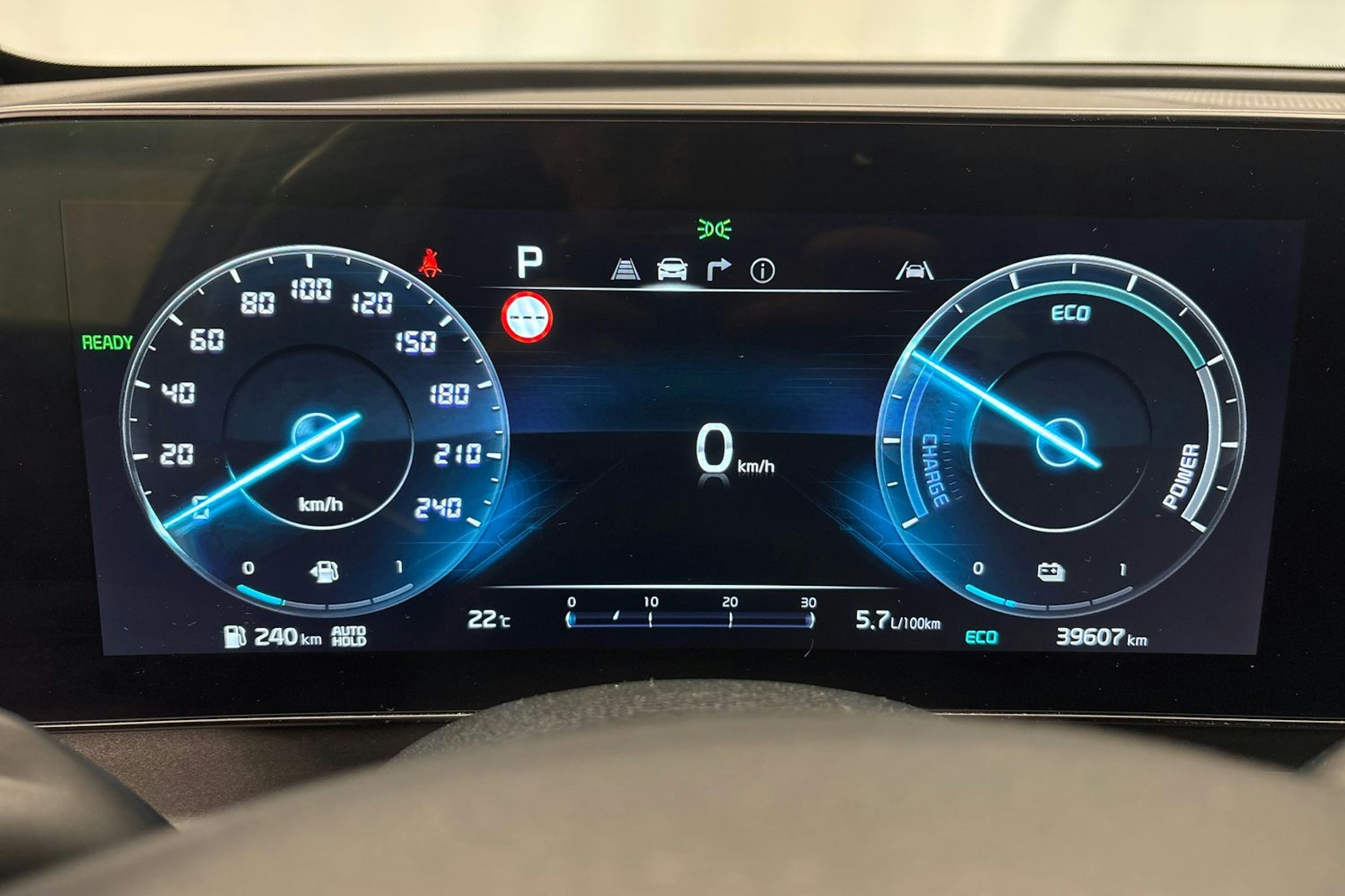 keltainen Kia Sportage 2022 kuva 20.