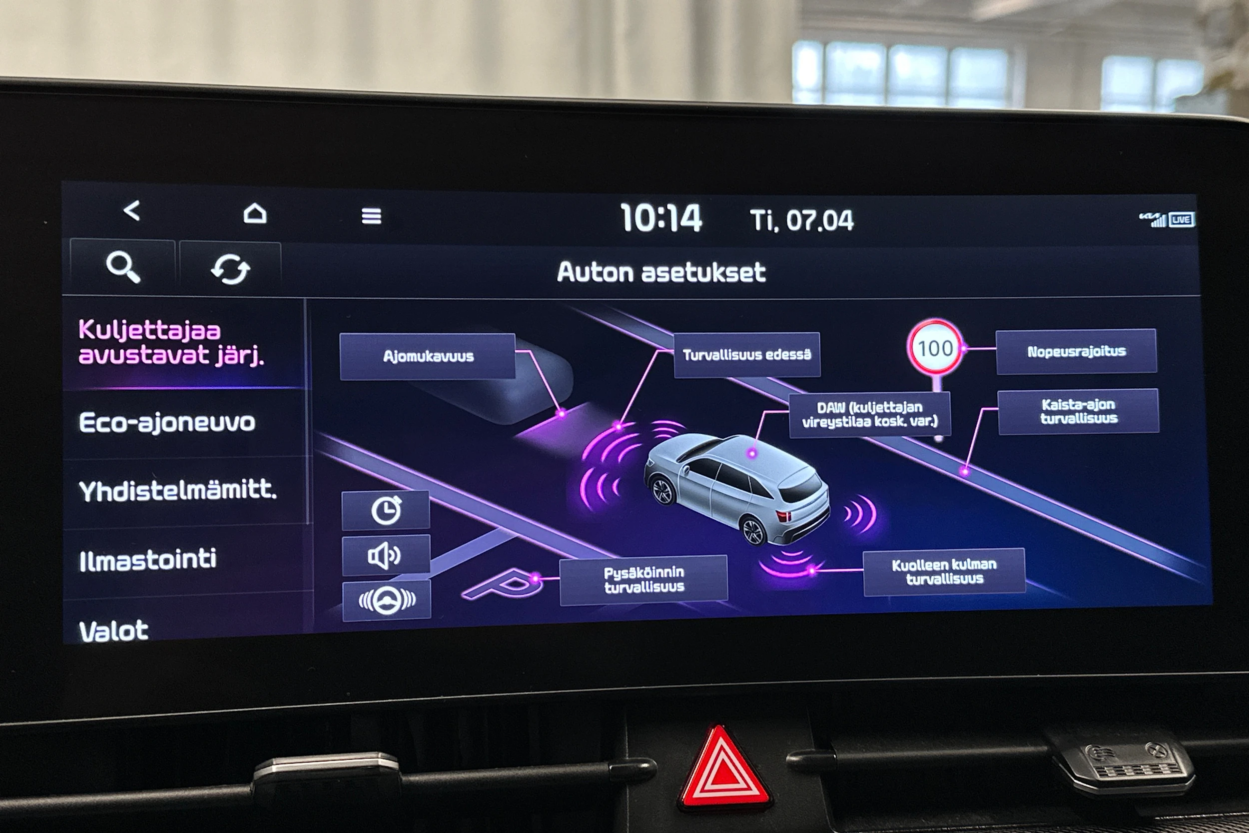 sininen Kia Sportage 2023 kuva 24.