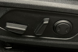 musta Kia Sportage 2023 kuva 19.