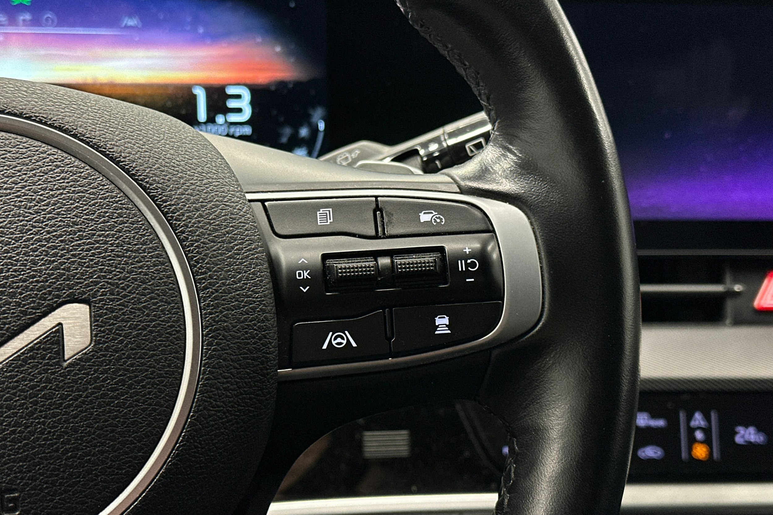 musta Kia Sportage 2023 kuva 24.