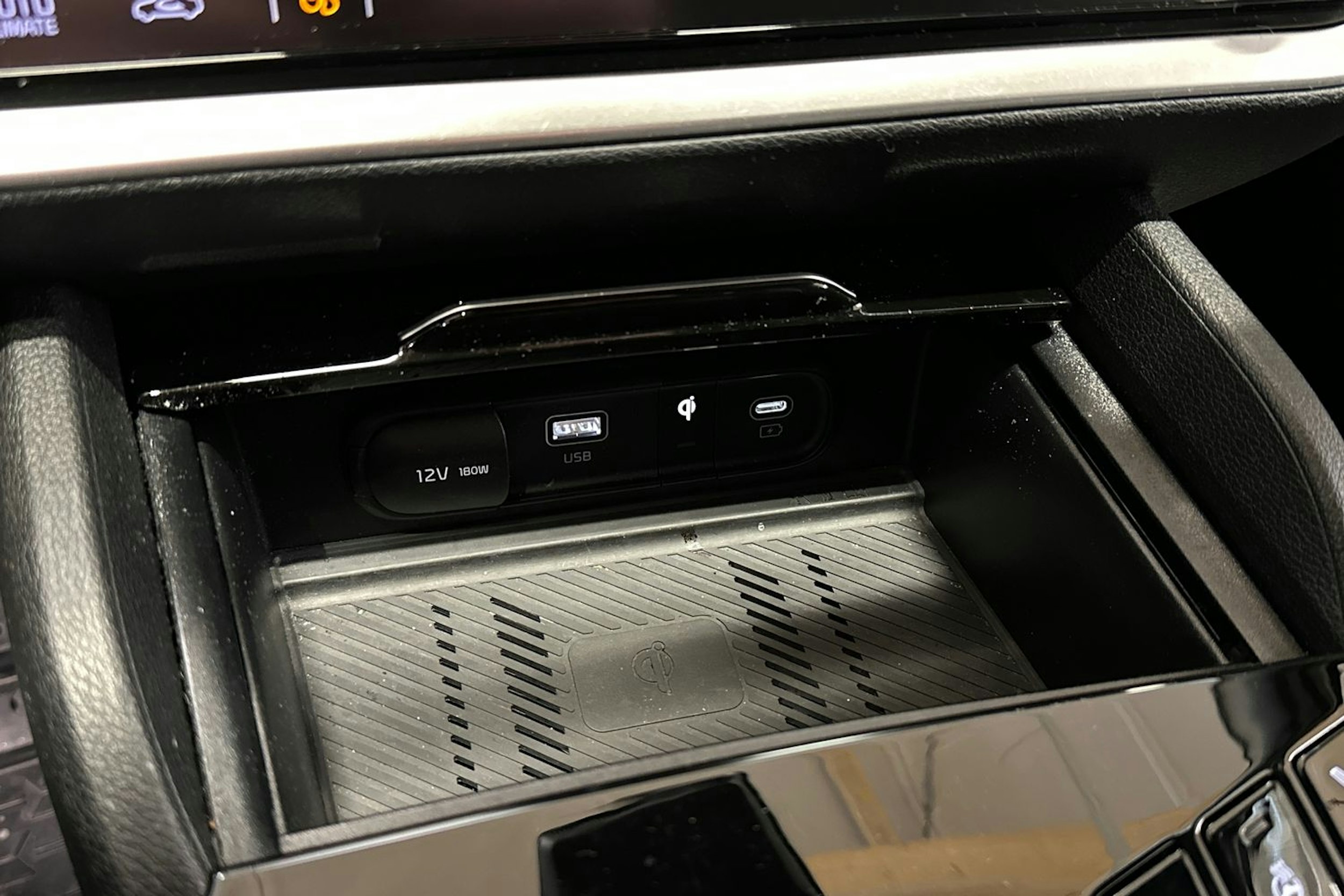 harmaa Kia Sportage 2023 kuva 27.