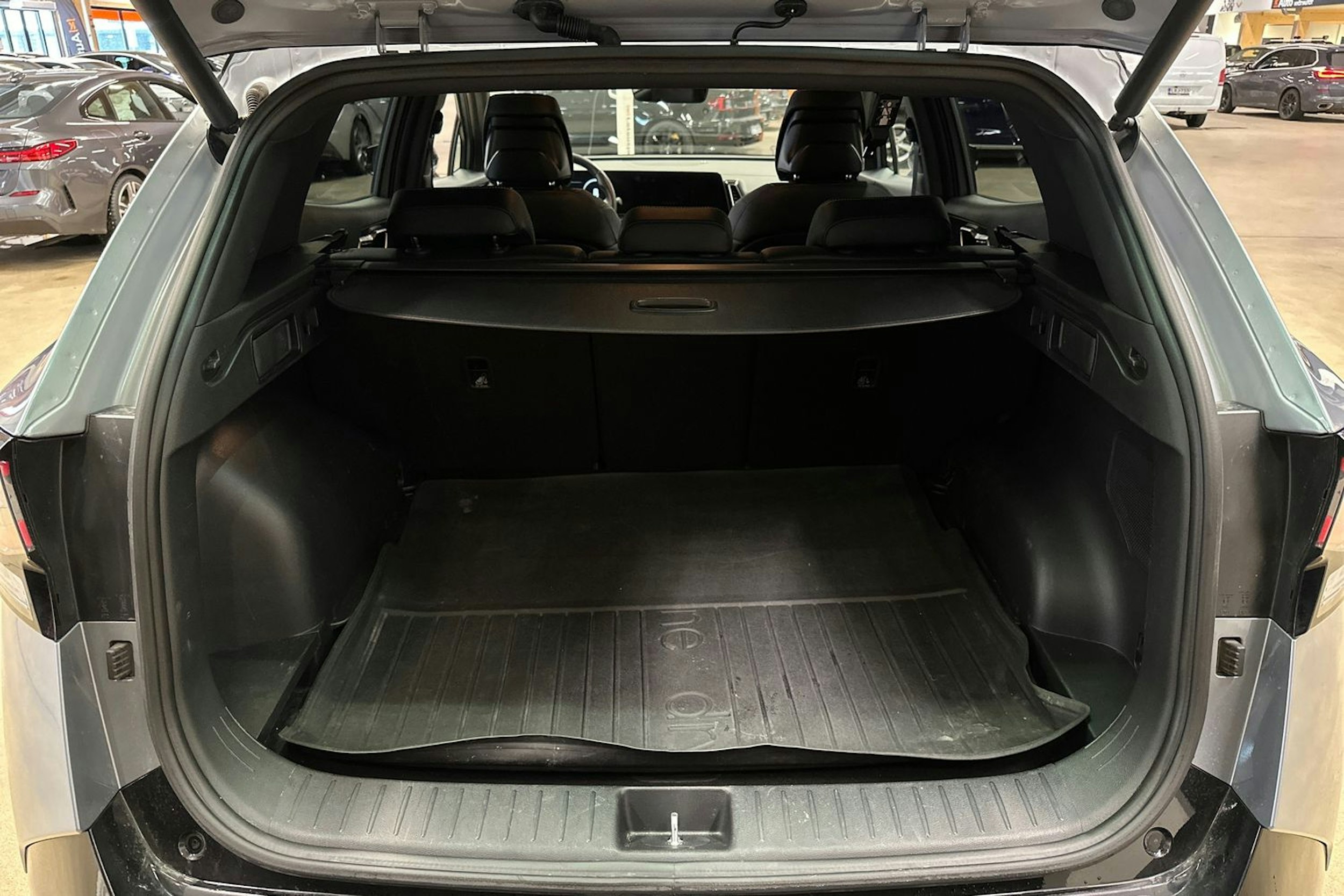 harmaa Kia Sportage 2023 kuva 33.