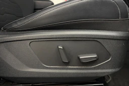 punainen Kia Sportage 2023 kuva 14.
