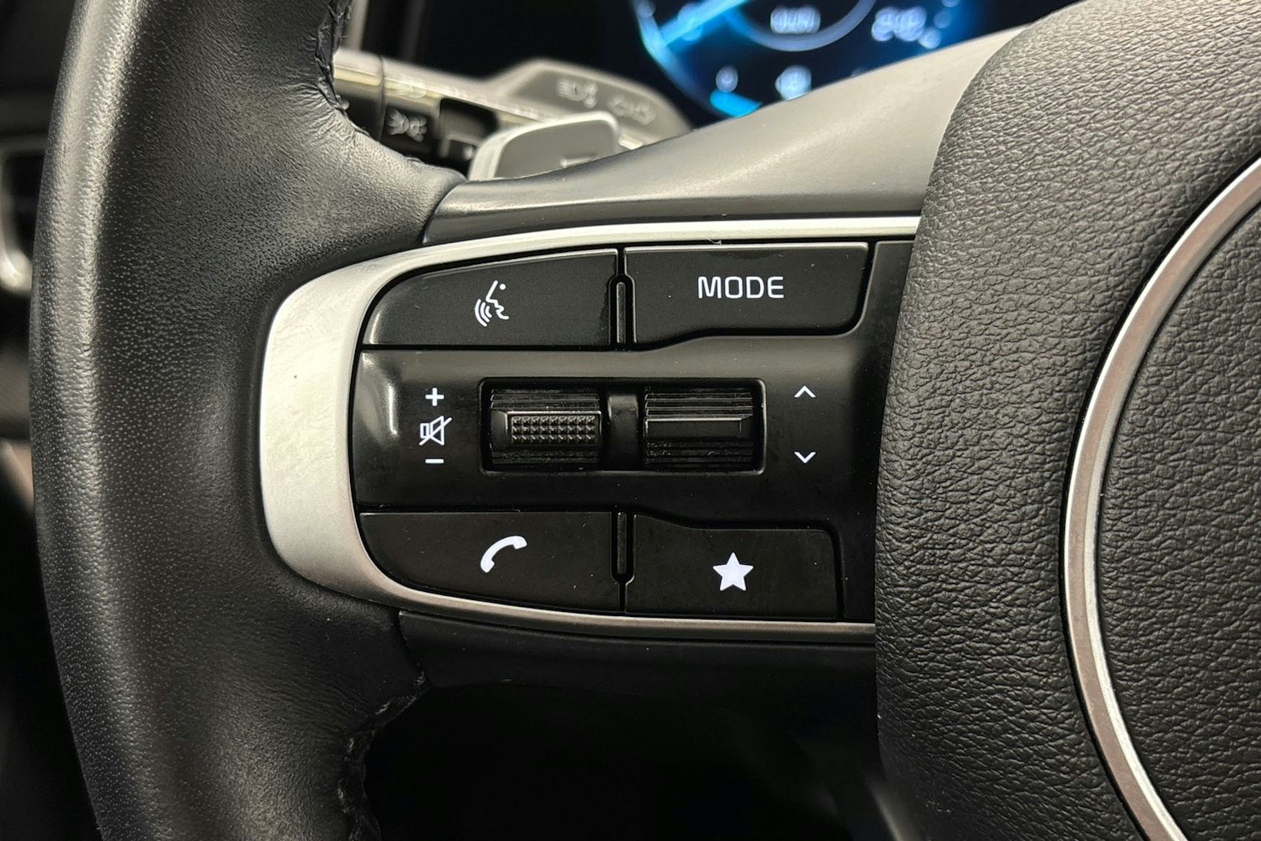 valkoinen Kia Sportage 2023 kuva 15.