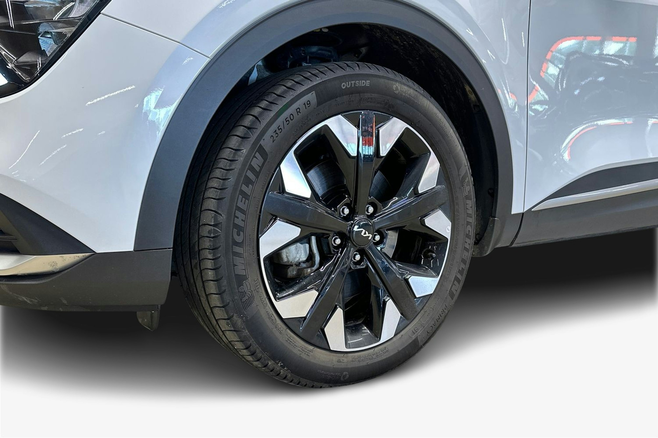 valkoinen Kia Sportage 2024 kuva 16.