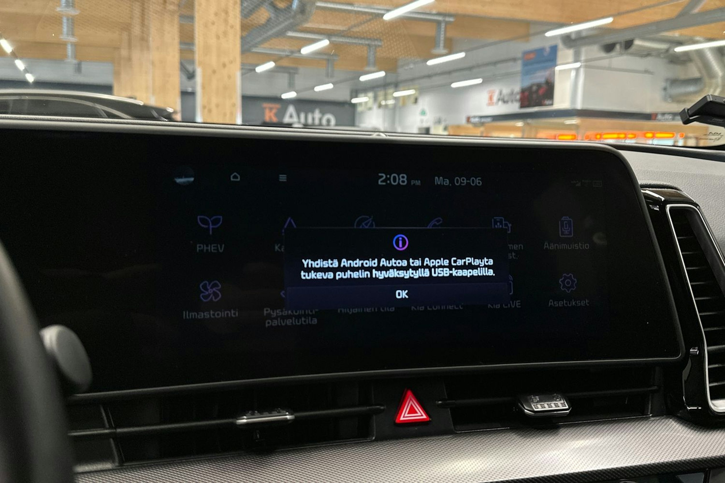 valkoinen Kia Sportage 2024 kuva 20.