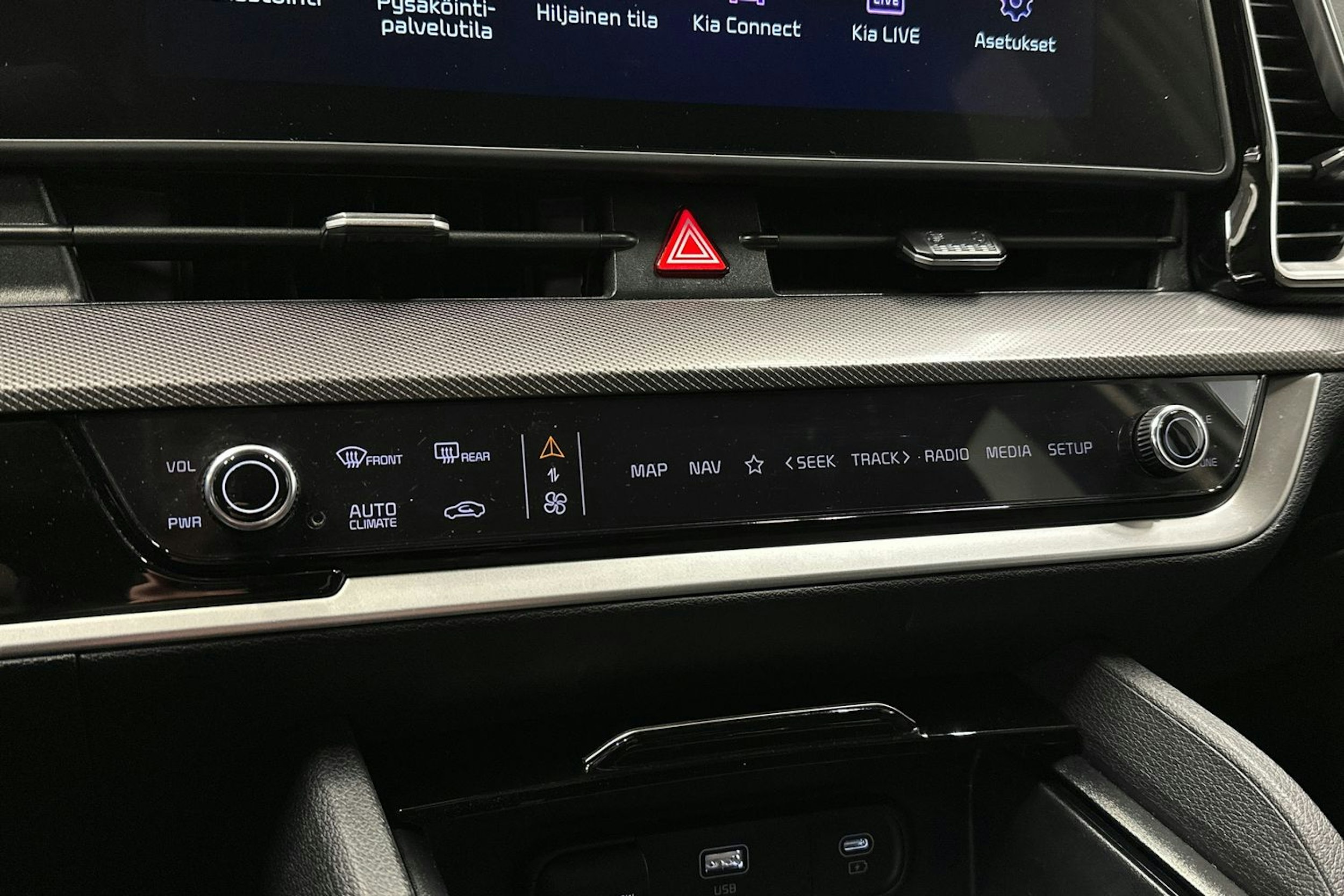 valkoinen Kia Sportage 2024 kuva 23.