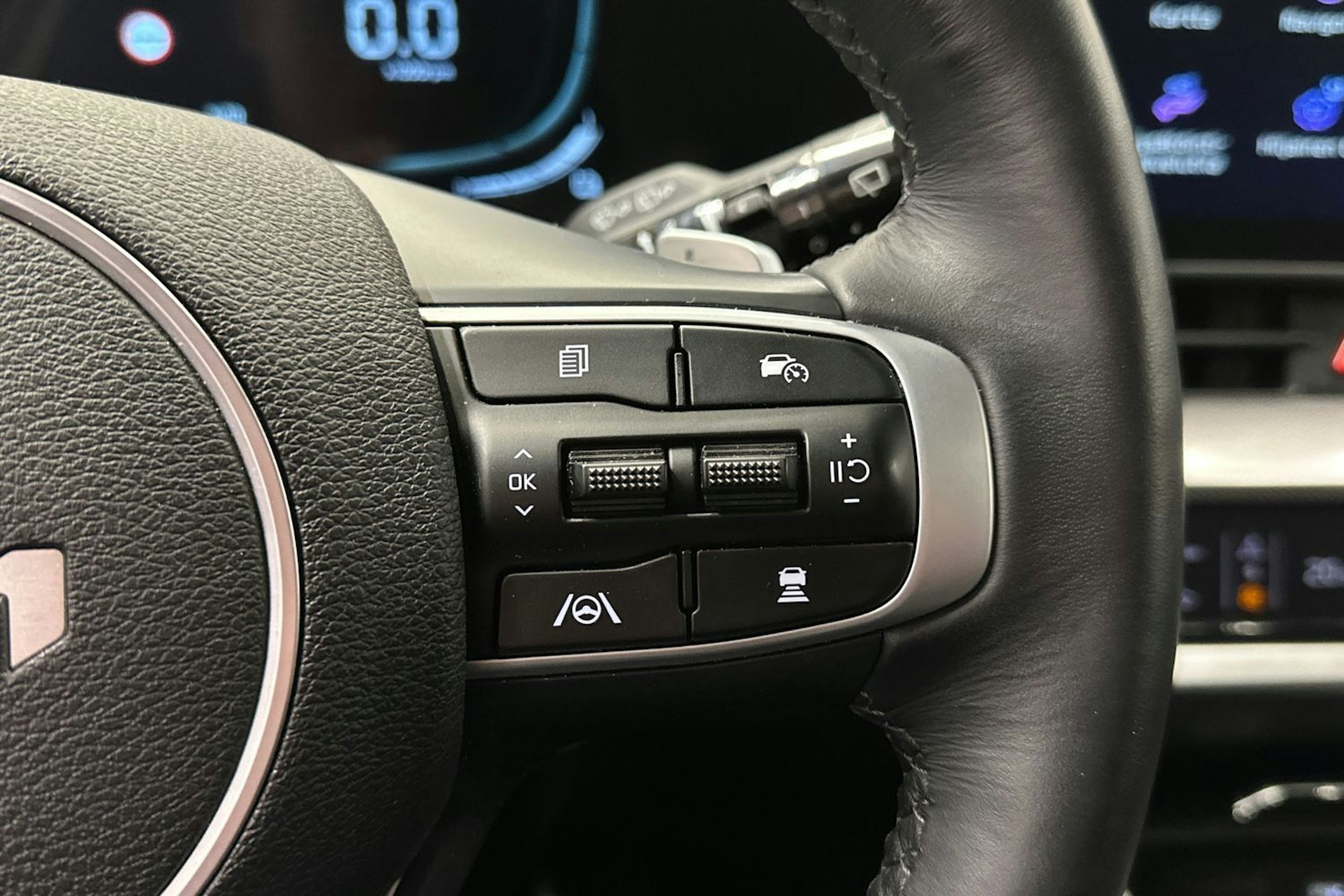 valkoinen Kia Sportage 2024 kuva 27.