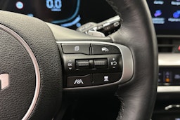 valkoinen Kia Sportage 2024 kuva 27.