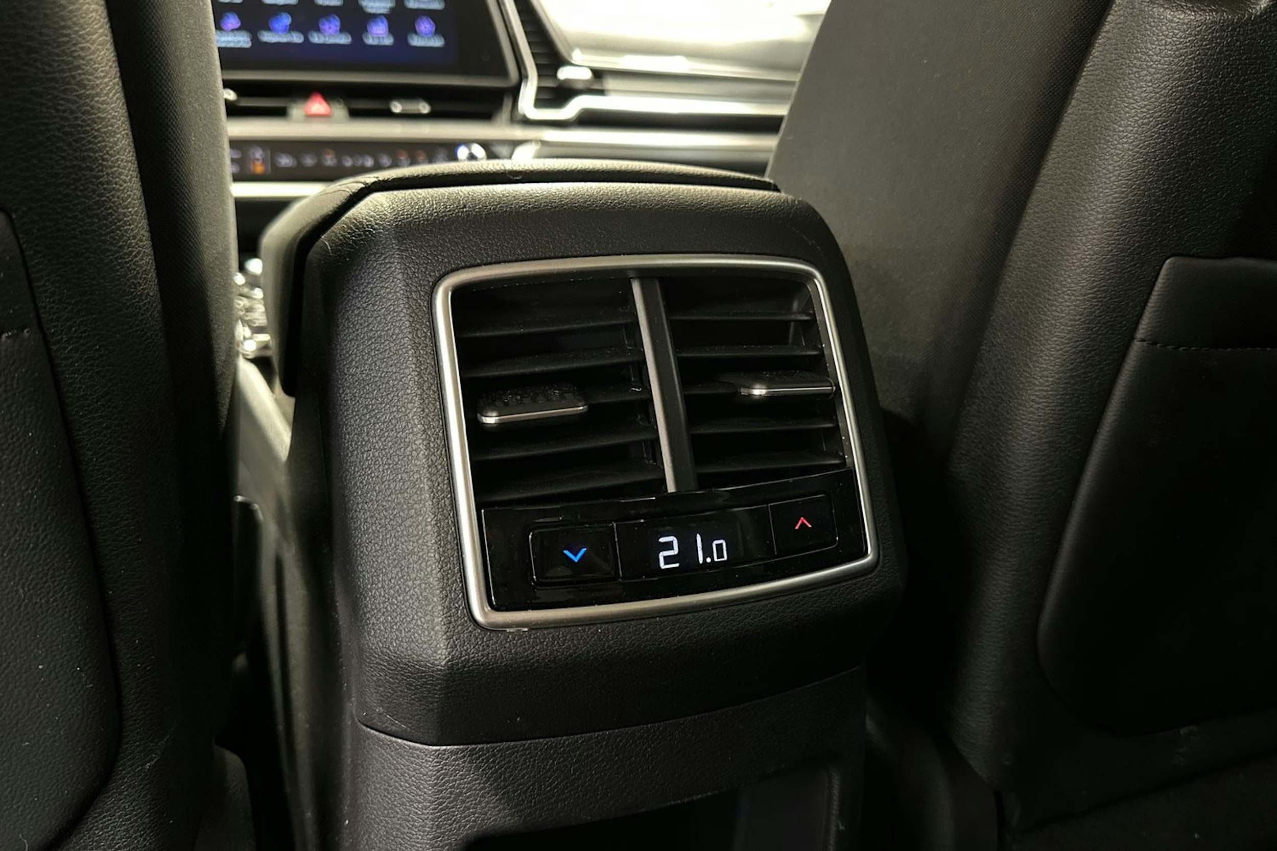 valkoinen Kia Sportage 2024 kuva 30.
