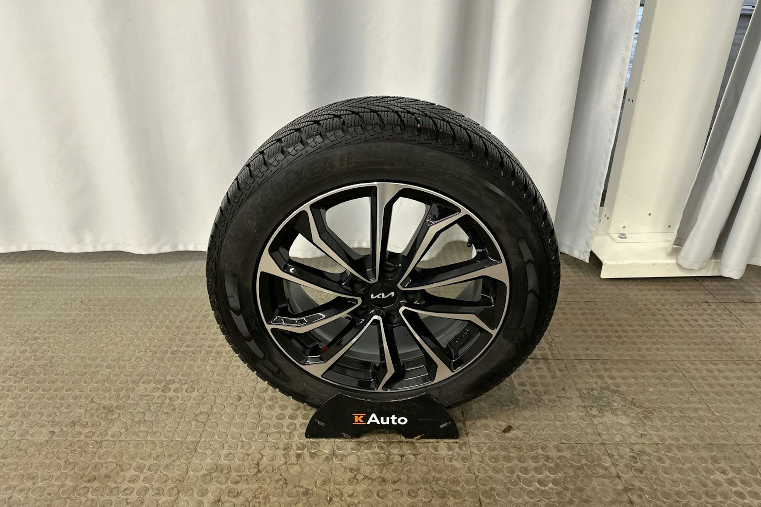 valkoinen Kia Sportage 2025 kuva 13.