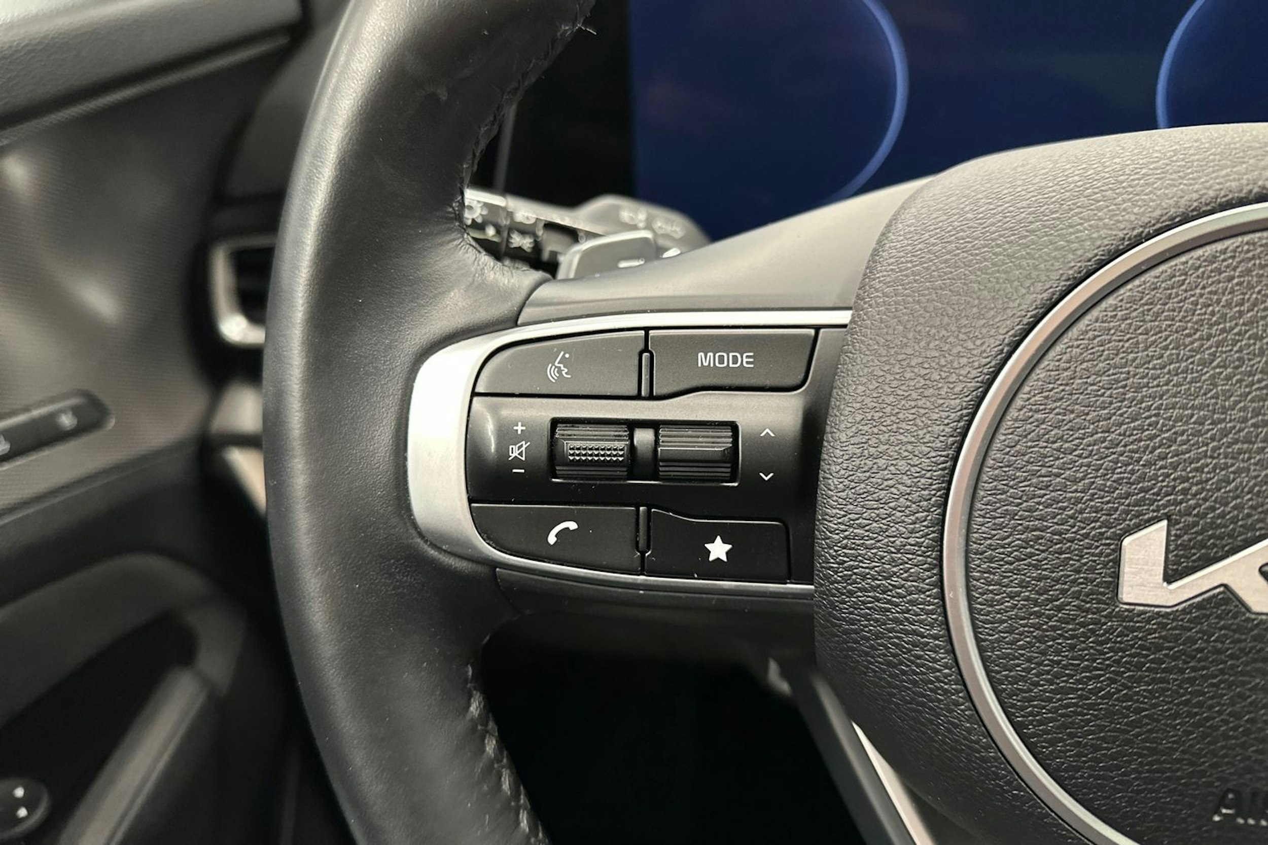 valkoinen Kia Sportage 2025 kuva 14.