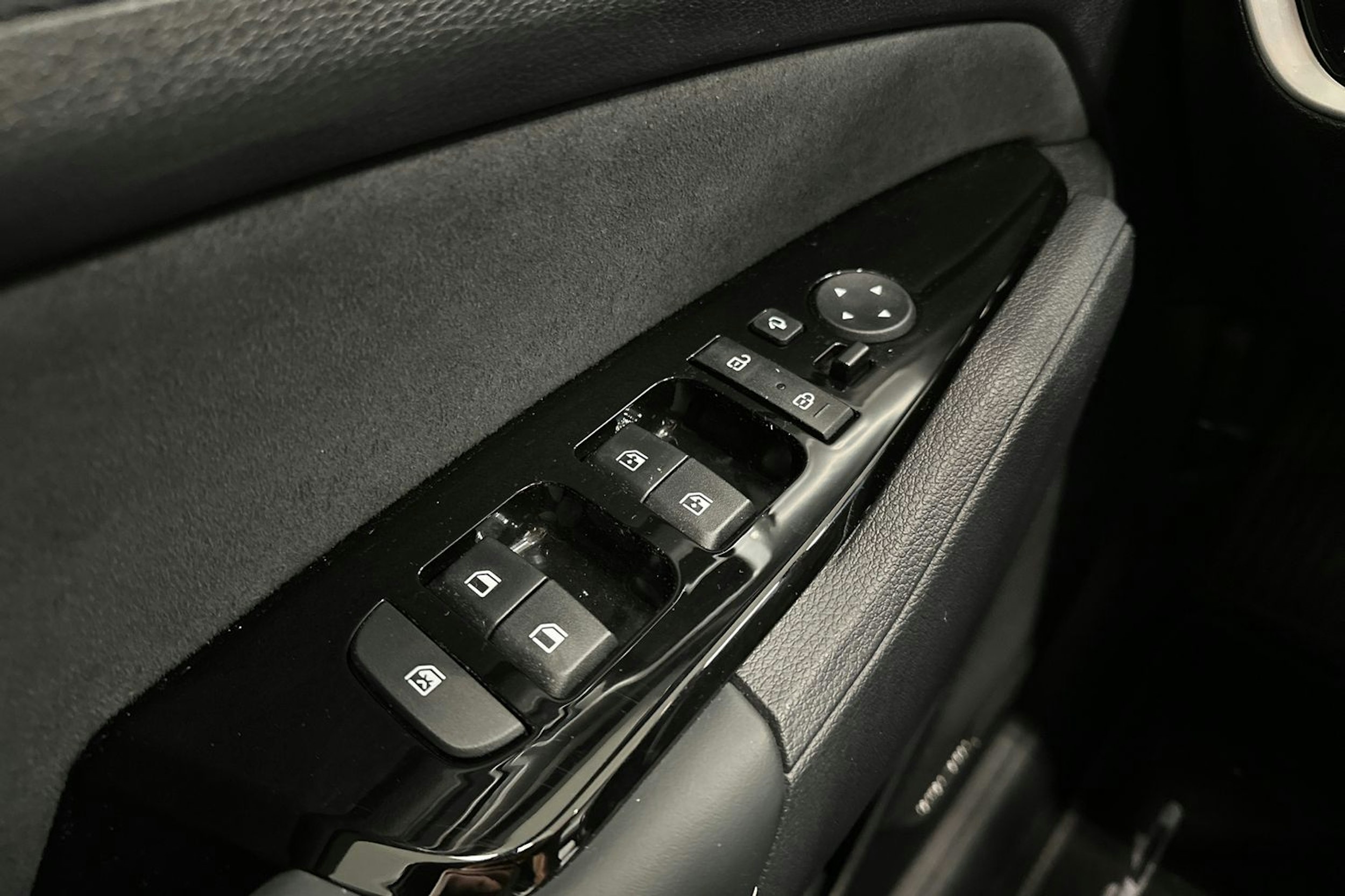valkoinen Kia Sportage 2025 kuva 16.