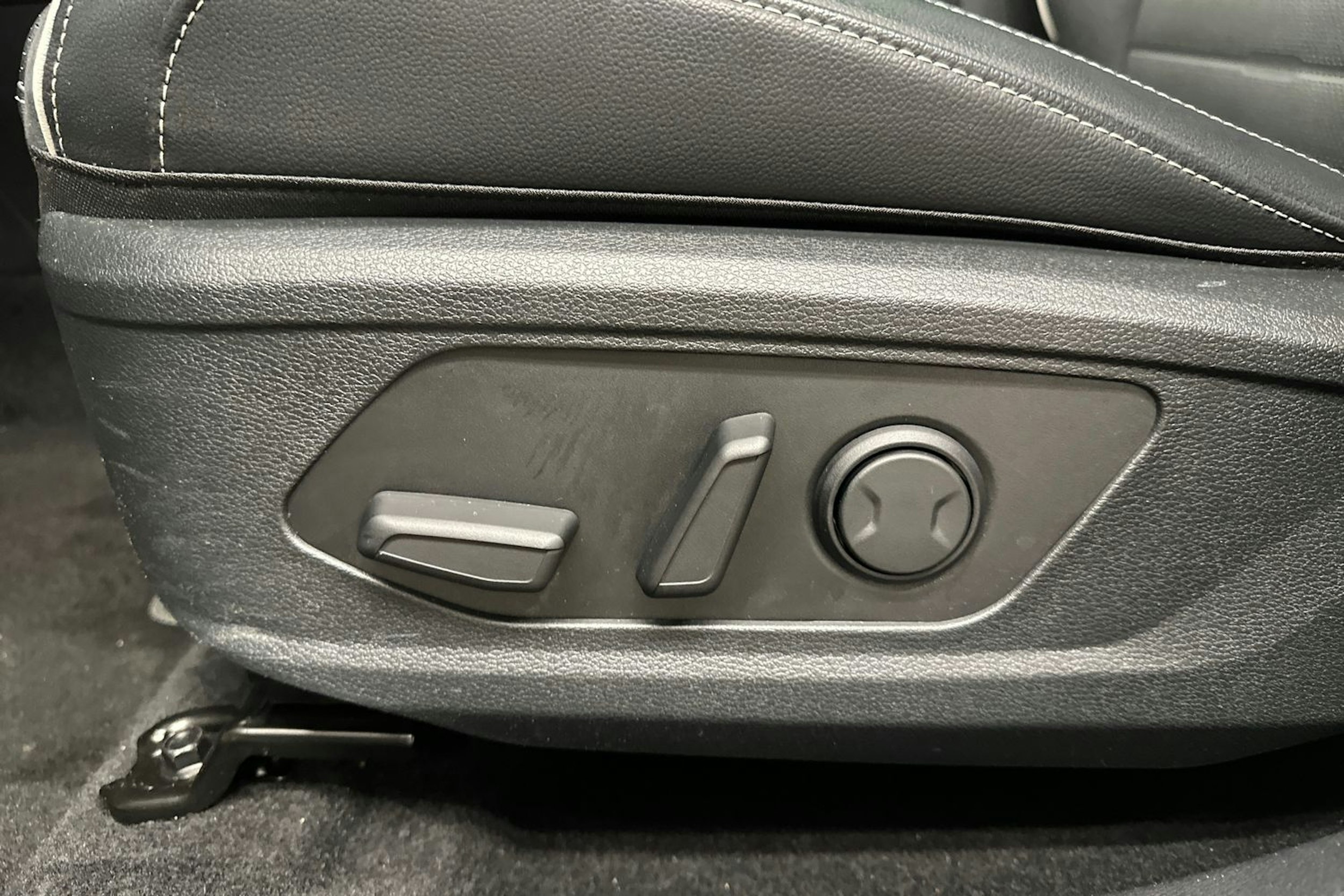 valkoinen Kia Sportage 2025 kuva 30.