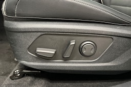 valkoinen Kia Sportage 2025 kuva 30.