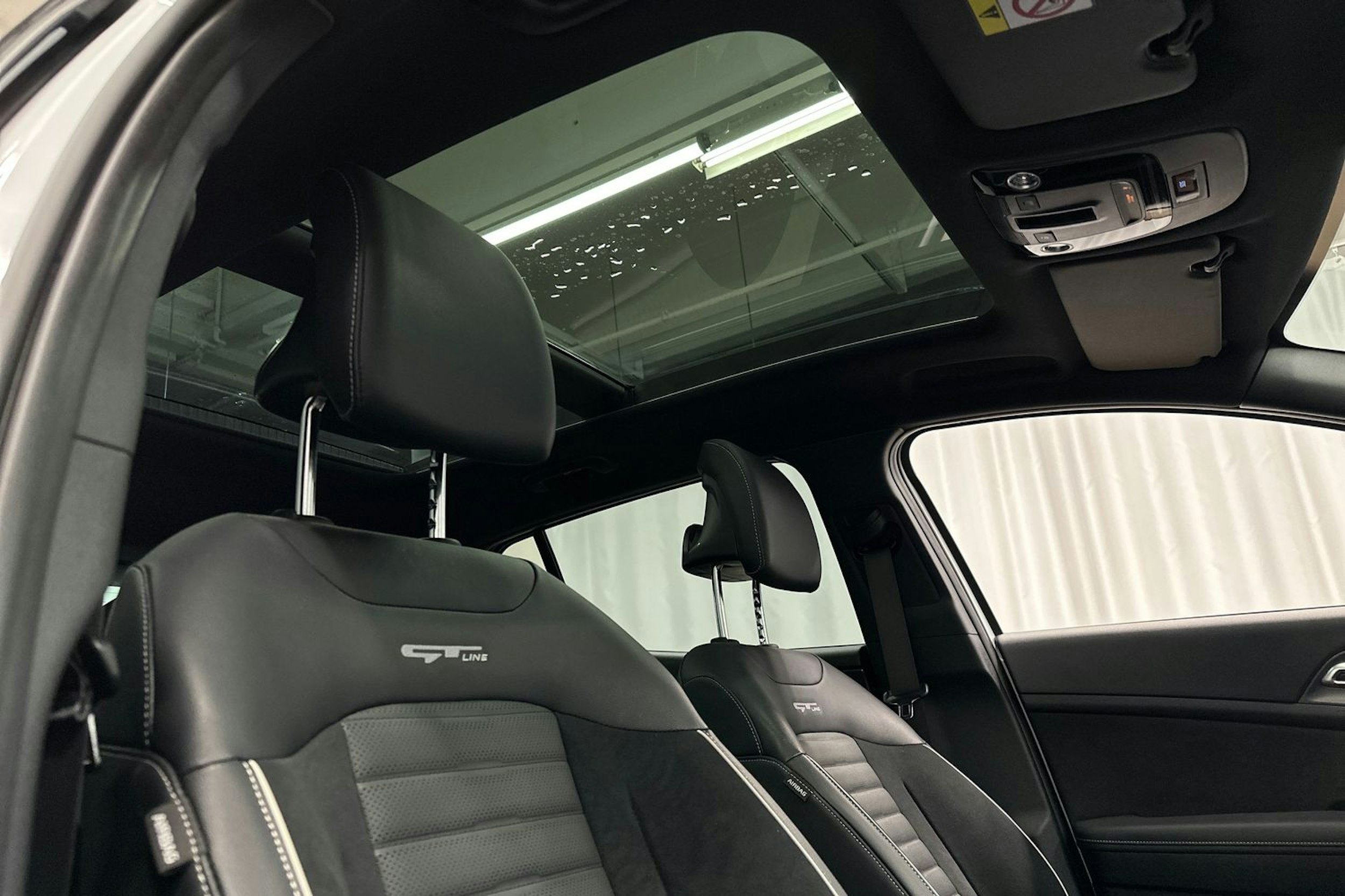 valkoinen Kia Sportage 2025 kuva 34.