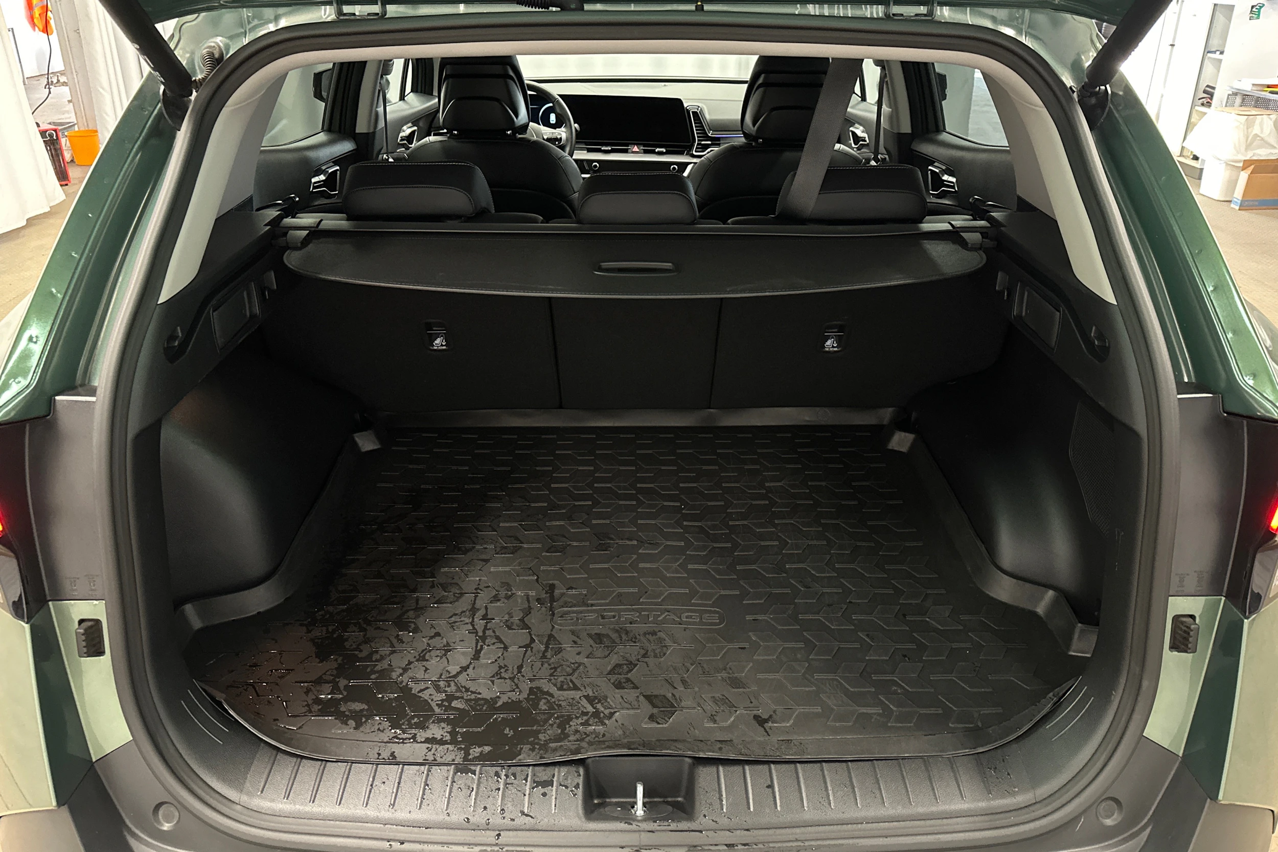 vihreä Kia Sportage 2025 kuva 11.