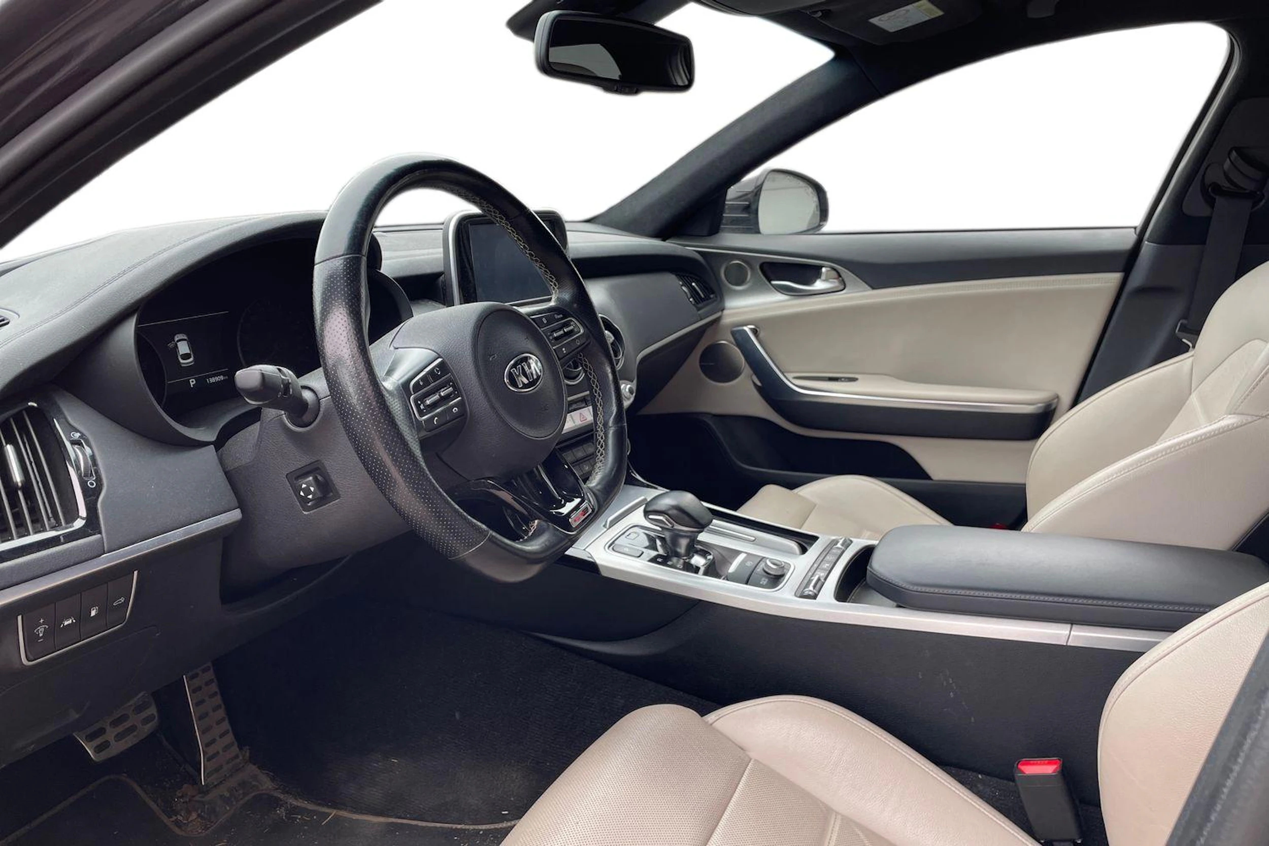 harmaa Kia Stinger 2018 kuva 3.