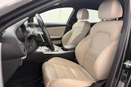 harmaa Kia Stinger 2018 kuva 14.