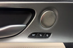harmaa Kia Stinger 2018 kuva 16.