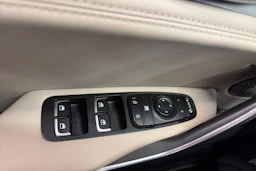 harmaa Kia Stinger 2018 kuva 32.
