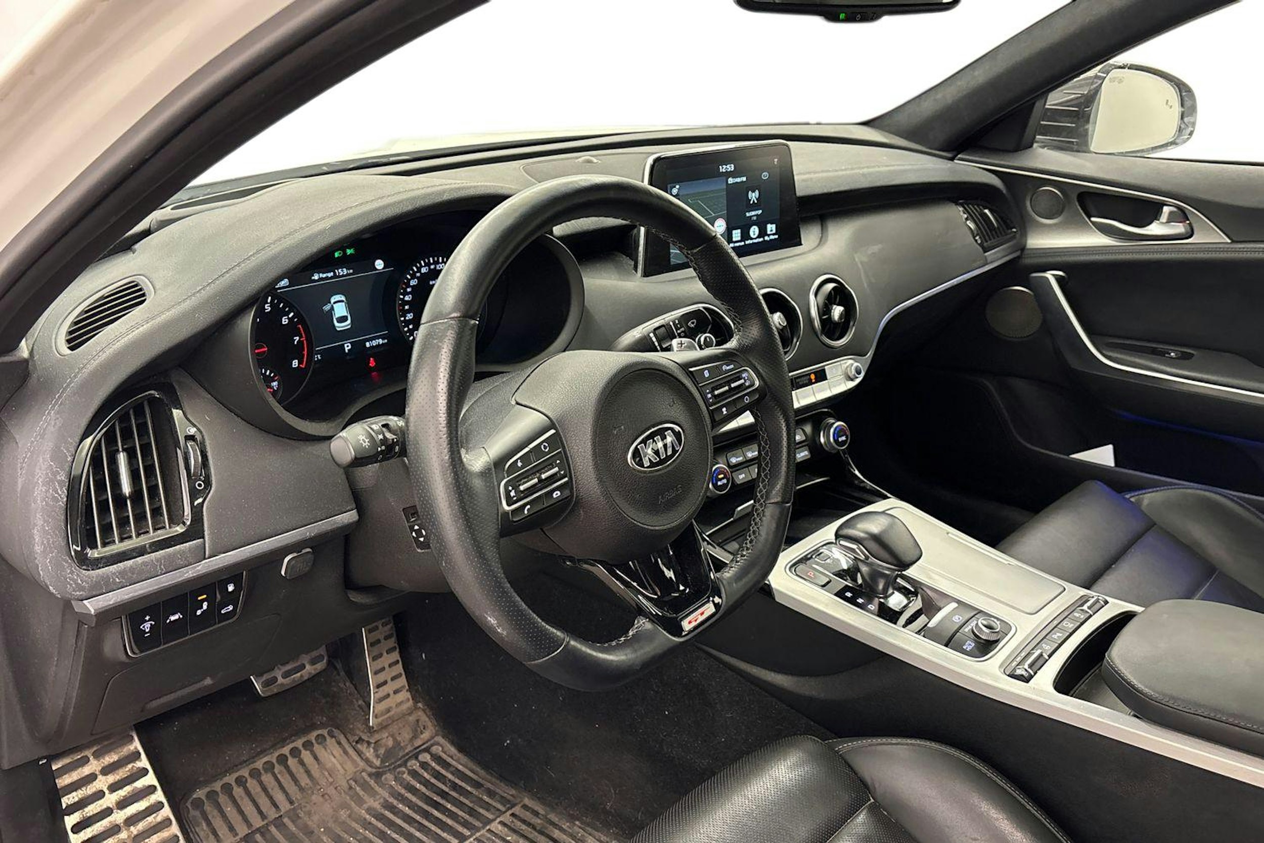 valkoinen Kia Stinger 2020 kuva 3.