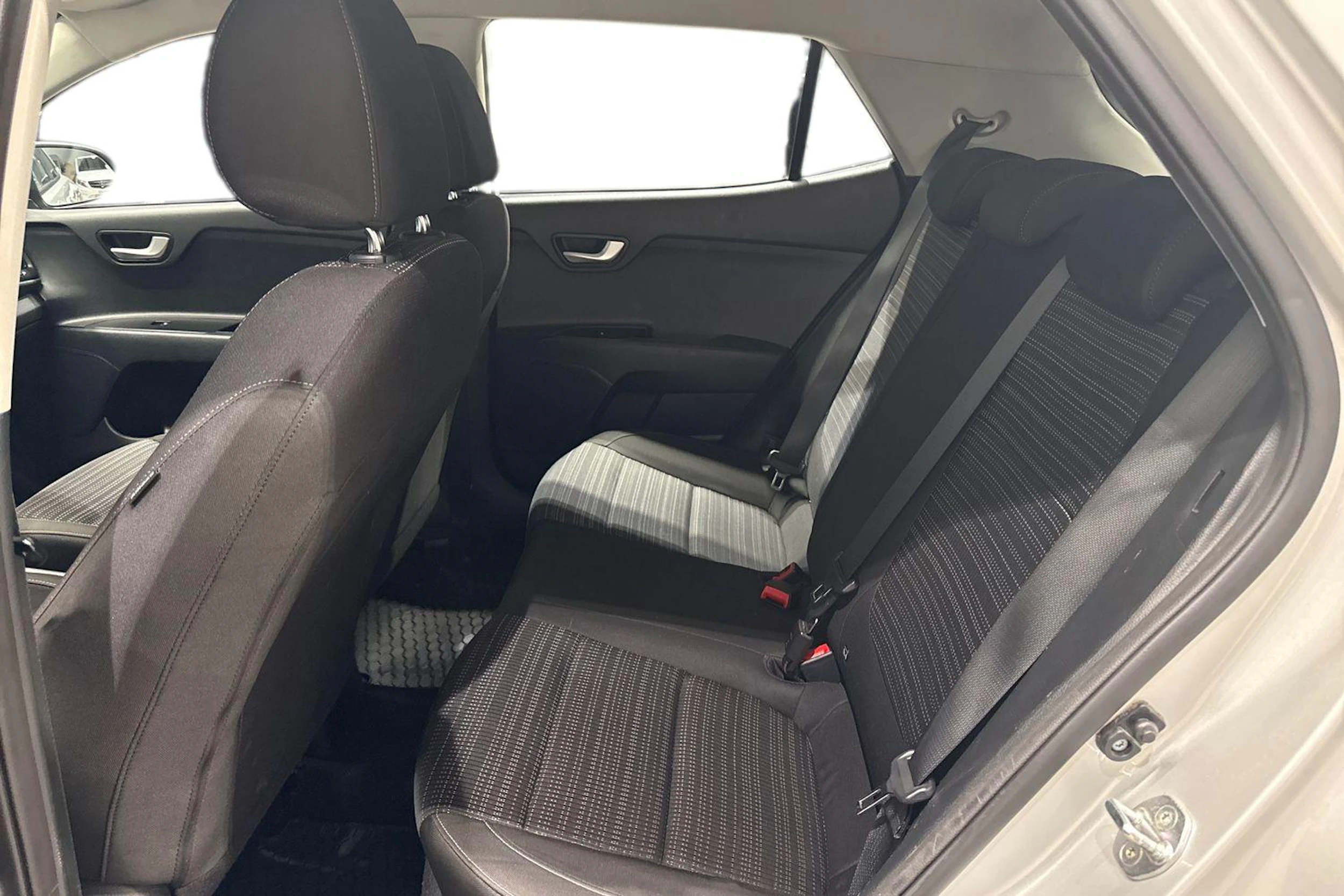 hopea Kia Stonic 2018 kuva 11.