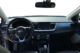 sininen Kia Stonic 2018 kuva 9.