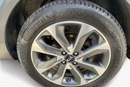 sininen Kia Stonic 2018 kuva 12.