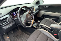 vihreä Kia Stonic 2018 kuva 3.