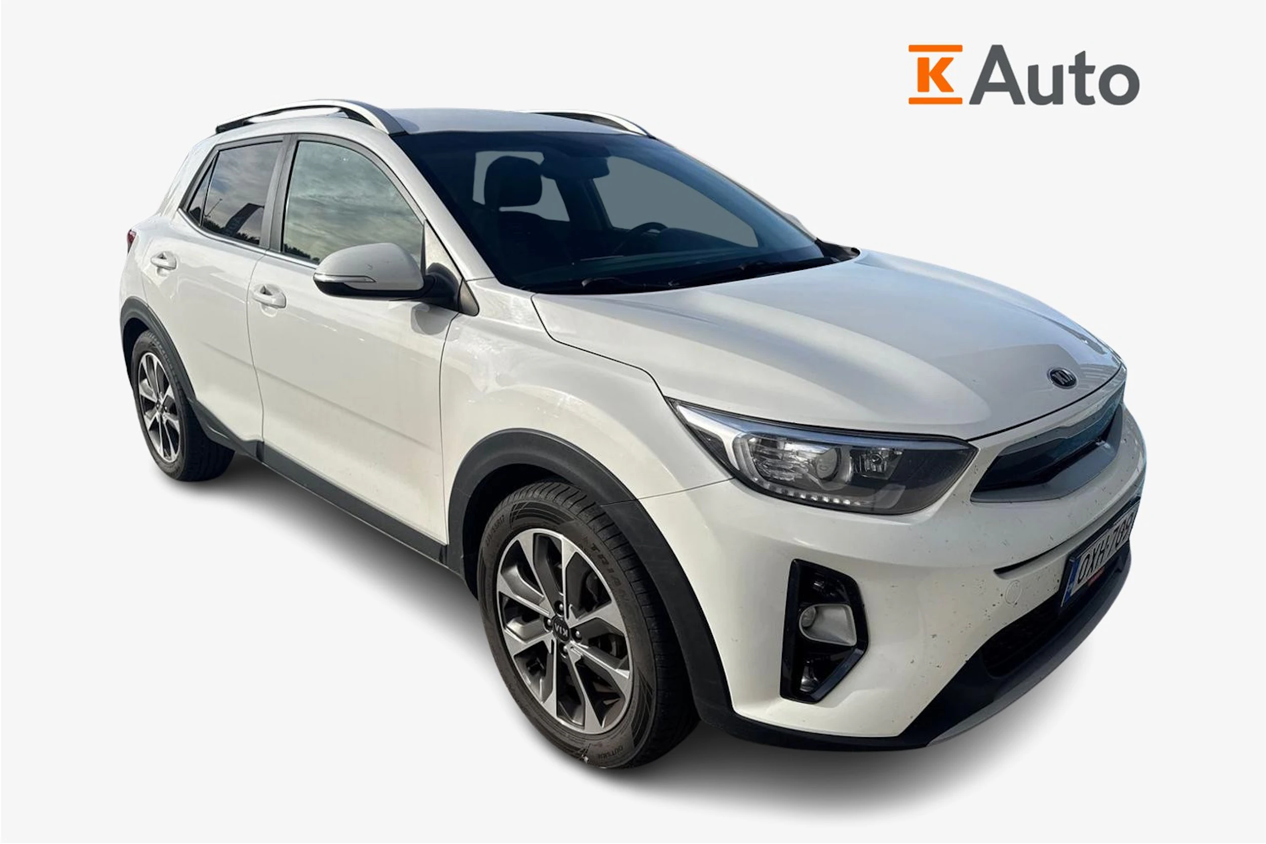 valkoinen Kia Stonic 2018 kuva 1.