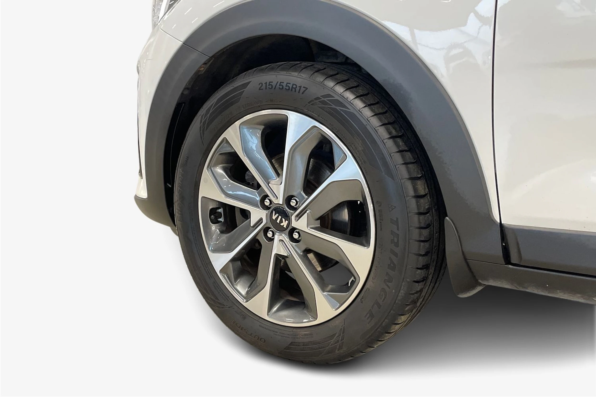 valkoinen Kia Stonic 2018 kuva 9.