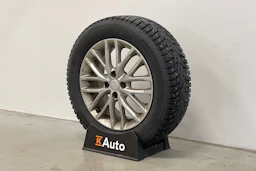 valkoinen Kia Stonic 2018 kuva 10.