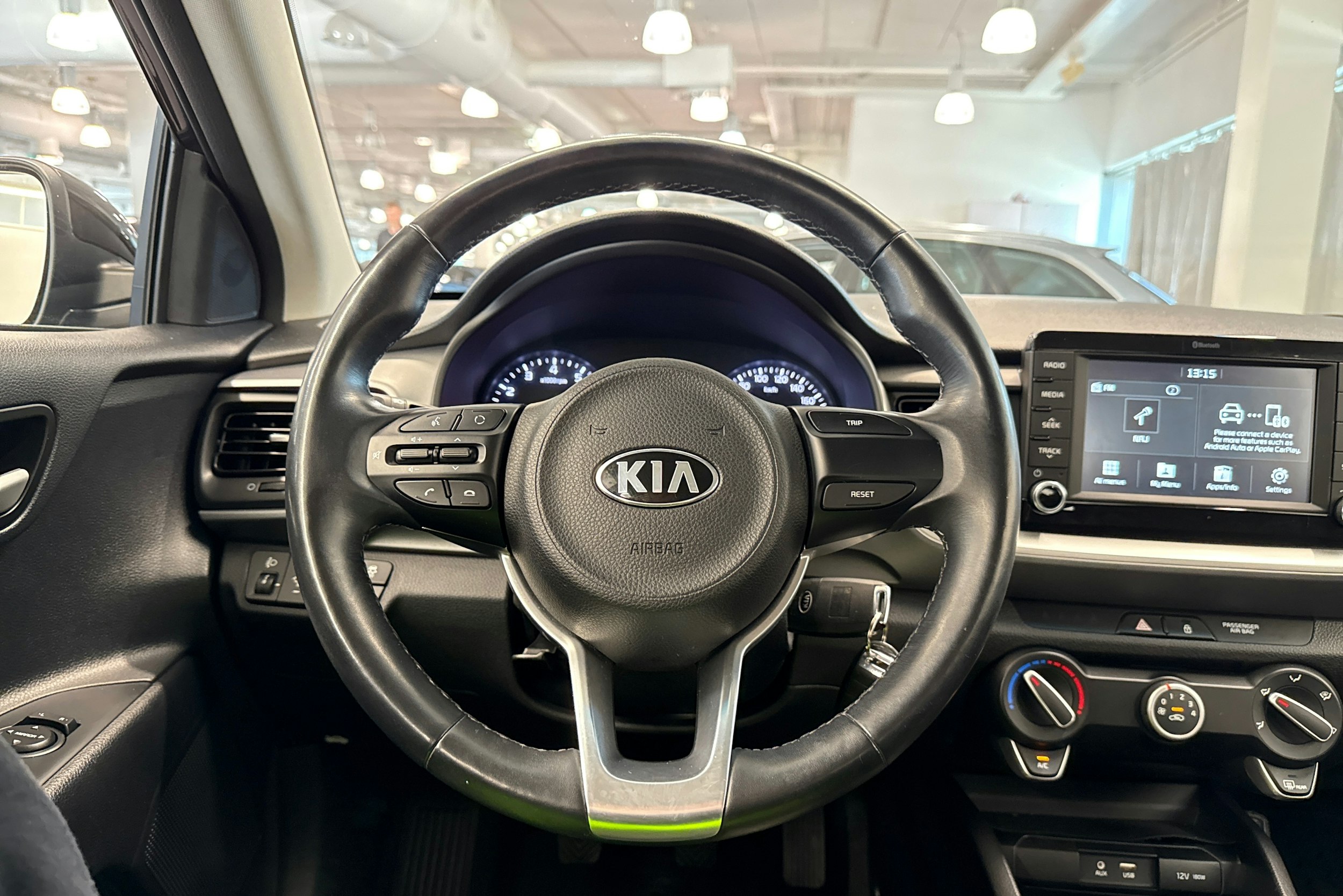 ruskea (beige) Kia Stonic 2018 kuva 15.
