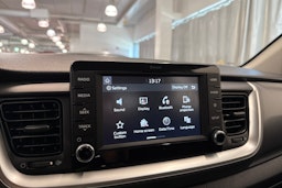 ruskea (beige) Kia Stonic 2018 kuva 27.